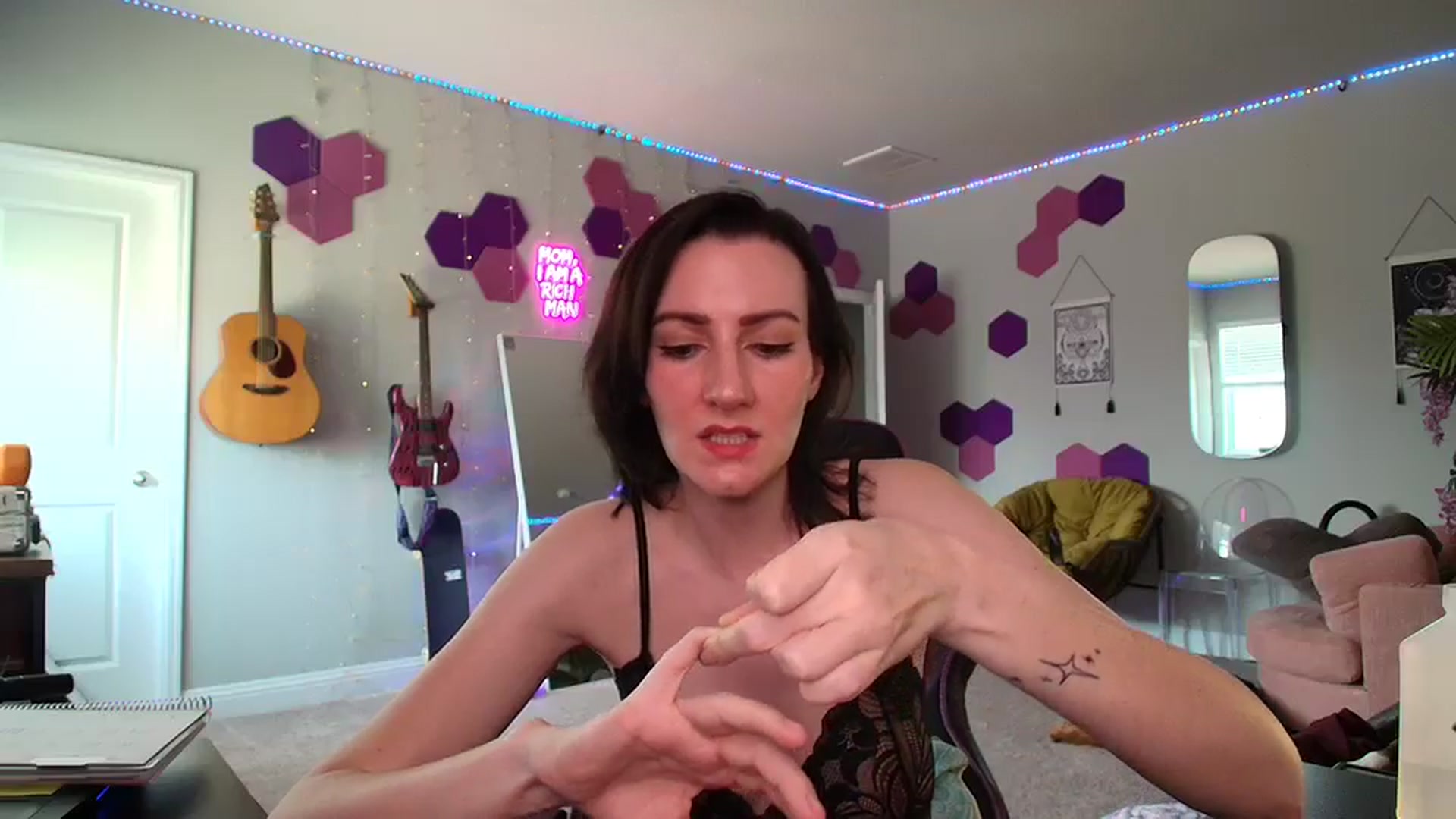 Gallery image thumbnail from MeredithBae's myfreecams stream on, 07/02/2025, 21:12 image 4 of 20