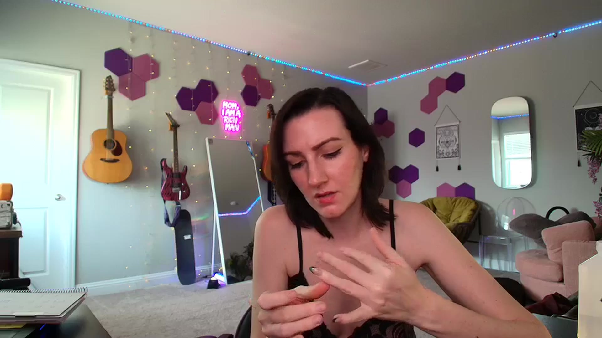 Gallery image thumbnail from MeredithBae's myfreecams stream on, 07/02/2025, 21:12 image 2 of 20