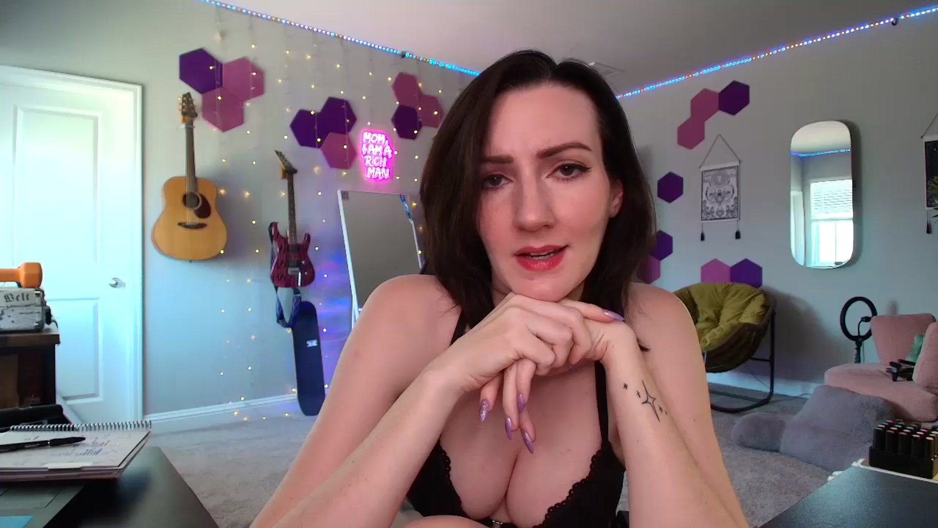 Gallery image thumbnail from MeredithBae's myfreecams stream on, 07/29/2025, 19:54 image 18 of 20