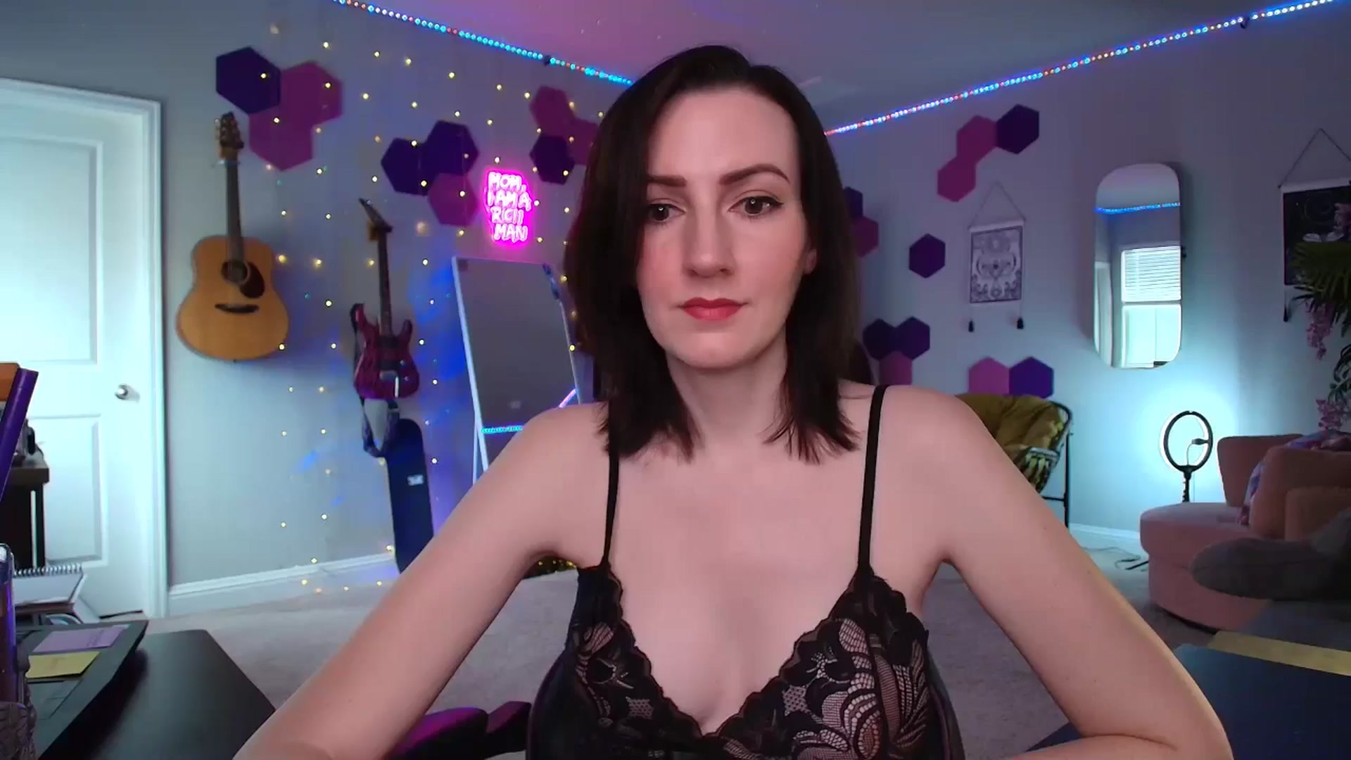 Gallery image thumbnail from MeredithBae's myfreecams stream on, 08/06/2025, 23:07 image 3 of 20