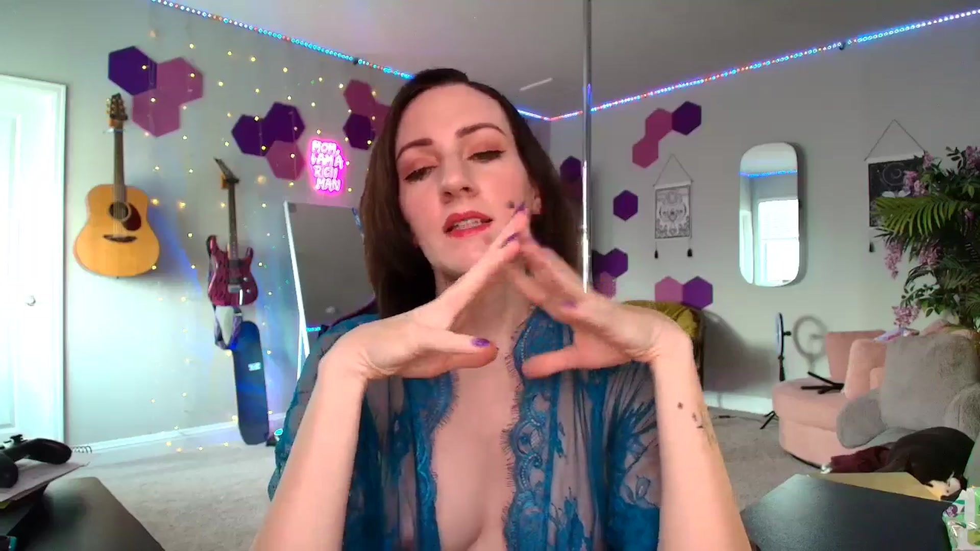 Gallery image thumbnail from MeredithBae's myfreecams stream on, 08/18/2025, 20:23 image 7 of 20
