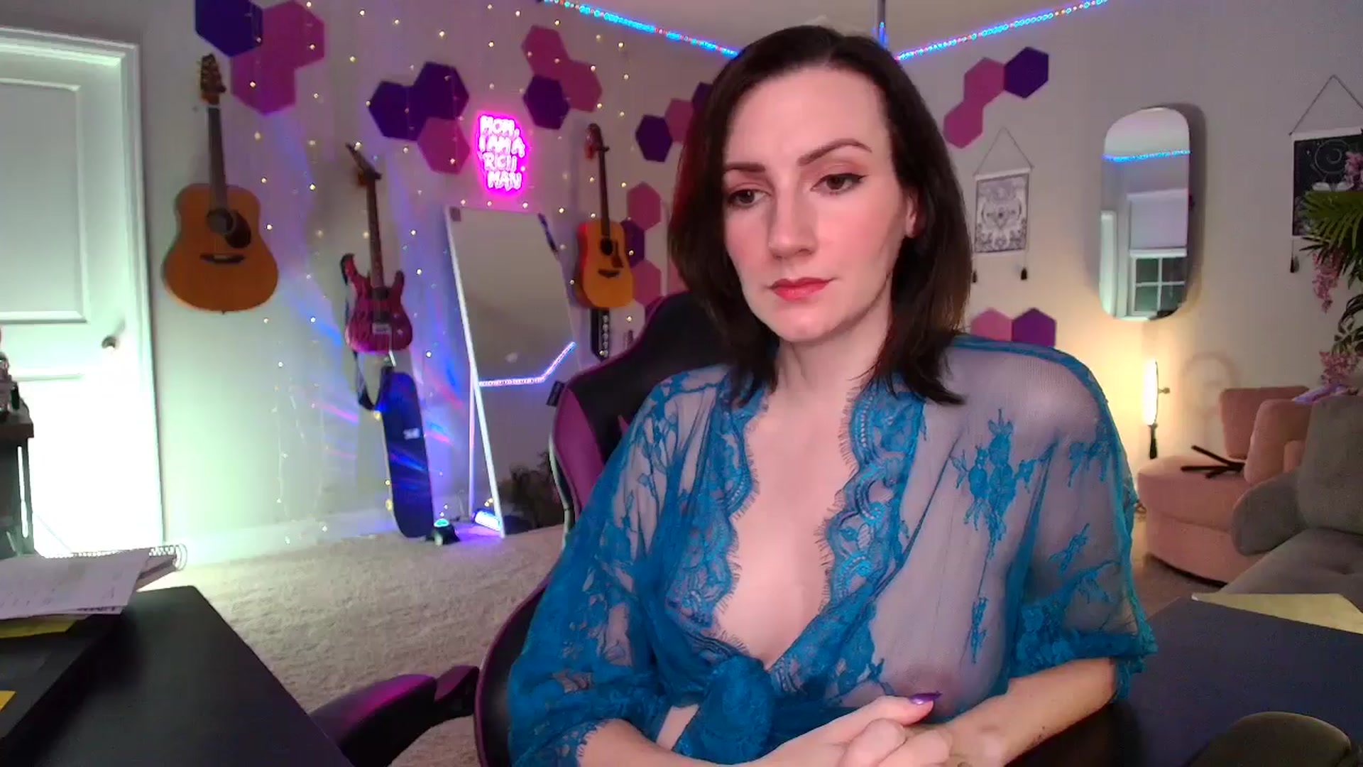 Gallery image thumbnail from MeredithBae's myfreecams stream on, 08/19/2025, 04:23 image 18 of 20