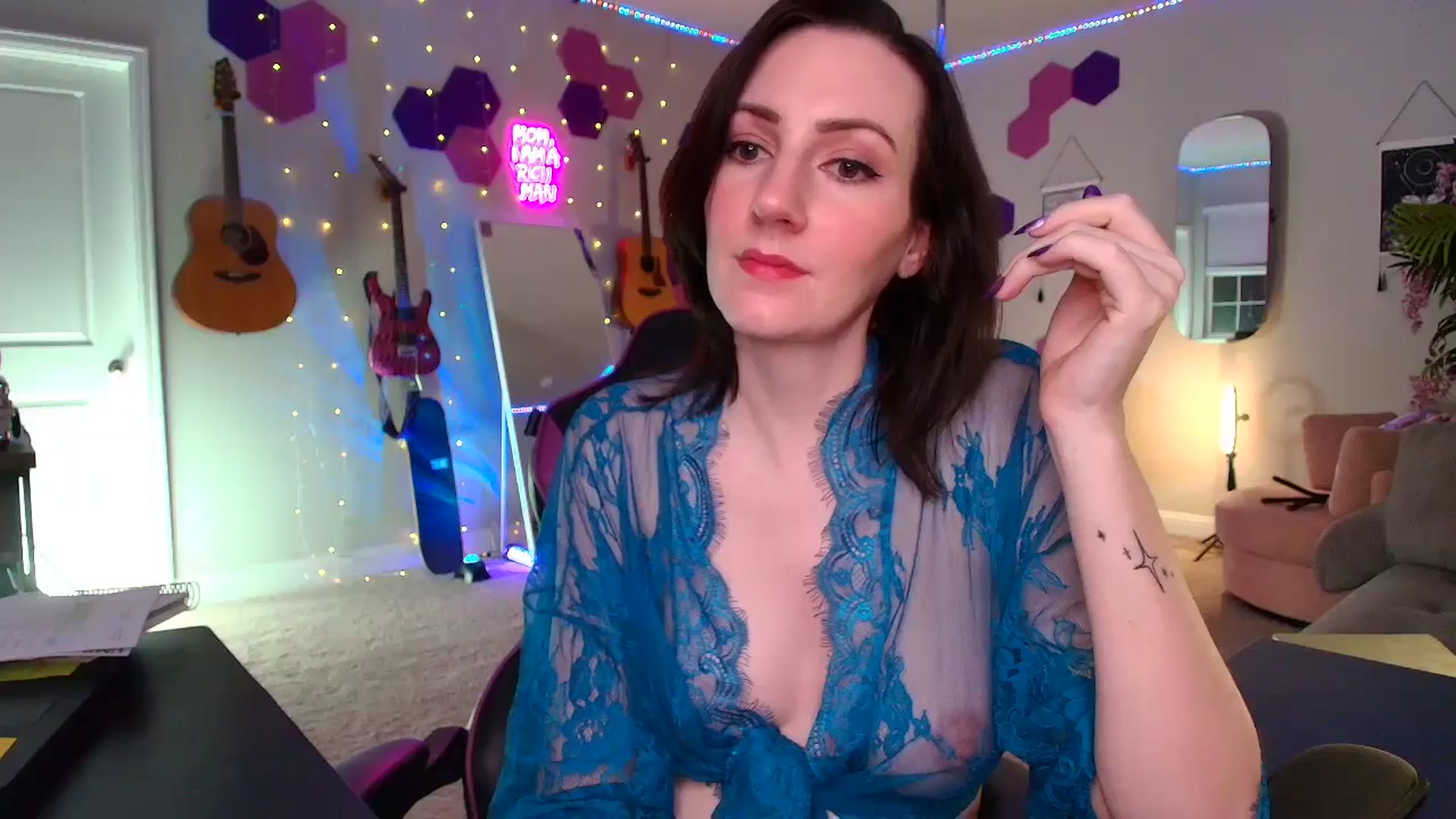 Gallery image thumbnail from MeredithBae's myfreecams stream on, 08/19/2025, 04:23 image 20 of 20