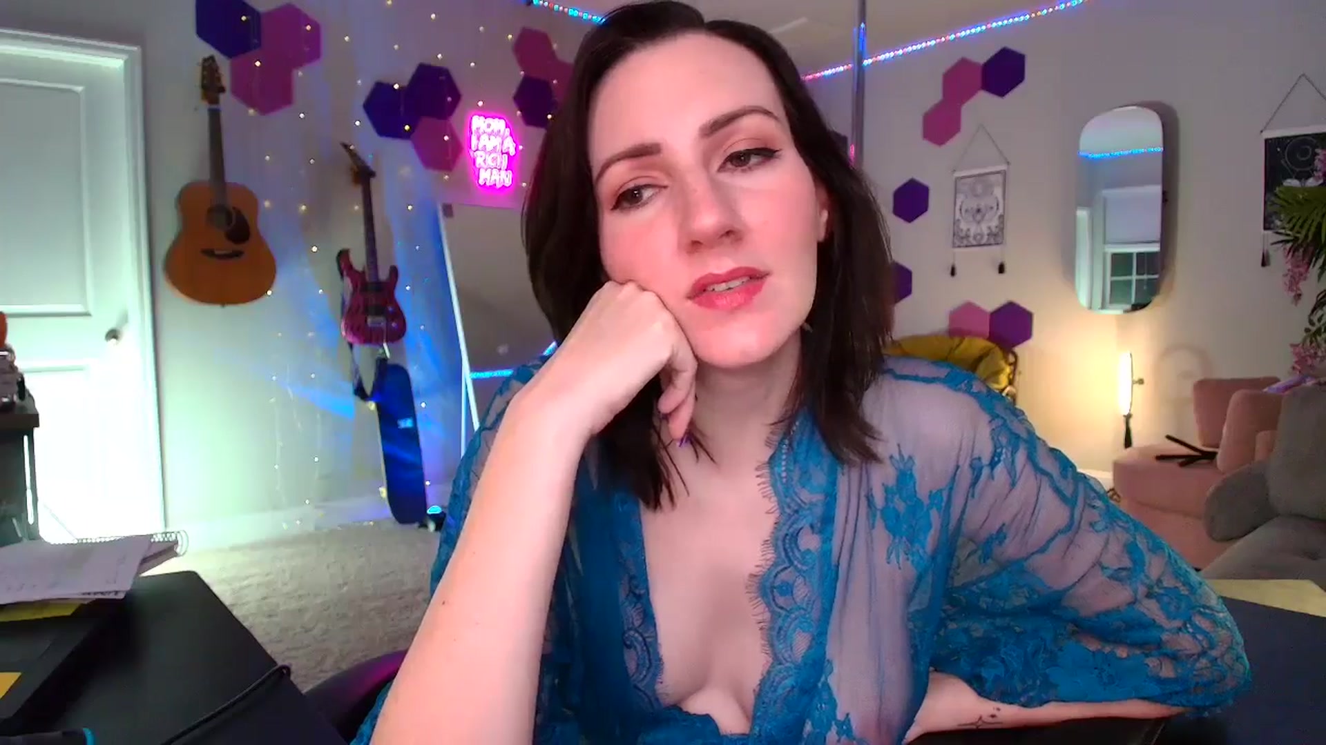 Gallery image thumbnail from MeredithBae's myfreecams stream on, 08/19/2025, 05:08 image 13 of 20