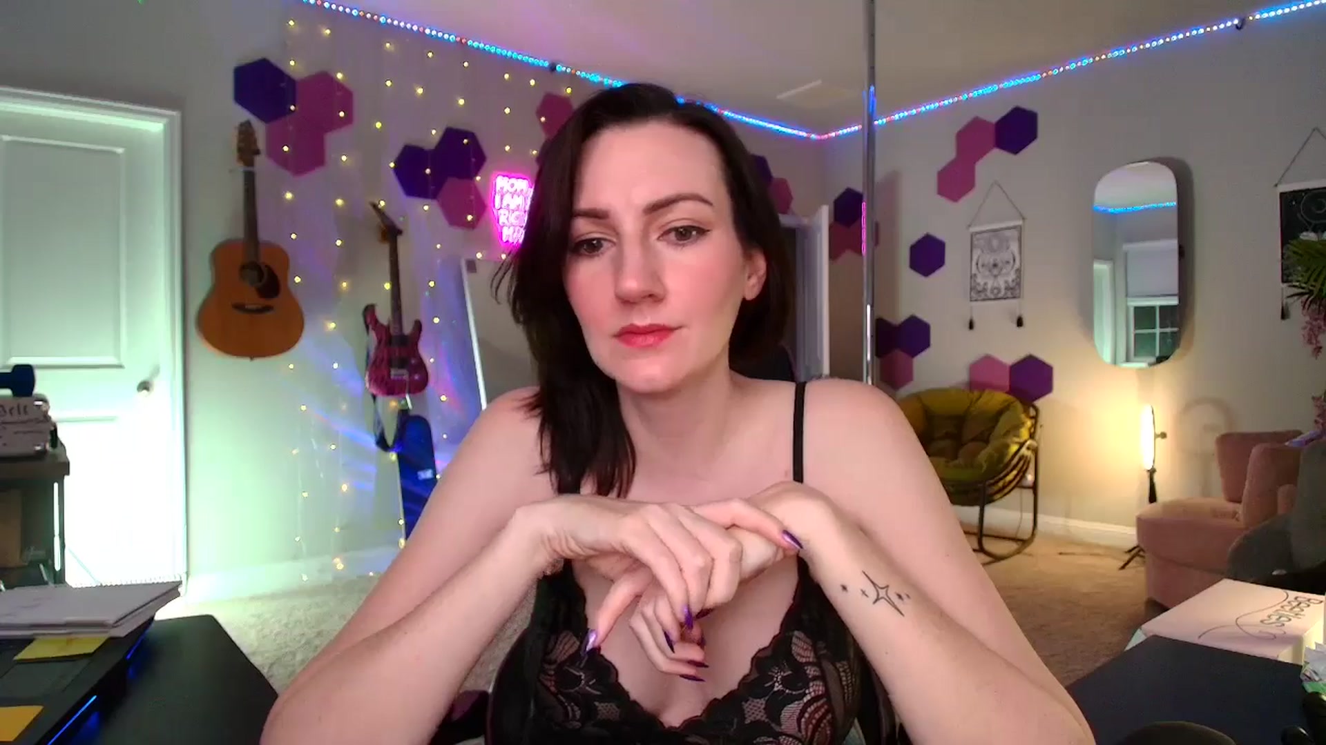 Gallery image thumbnail from MeredithBae's myfreecams stream on, 08/25/2025, 05:14 image 10 of 20