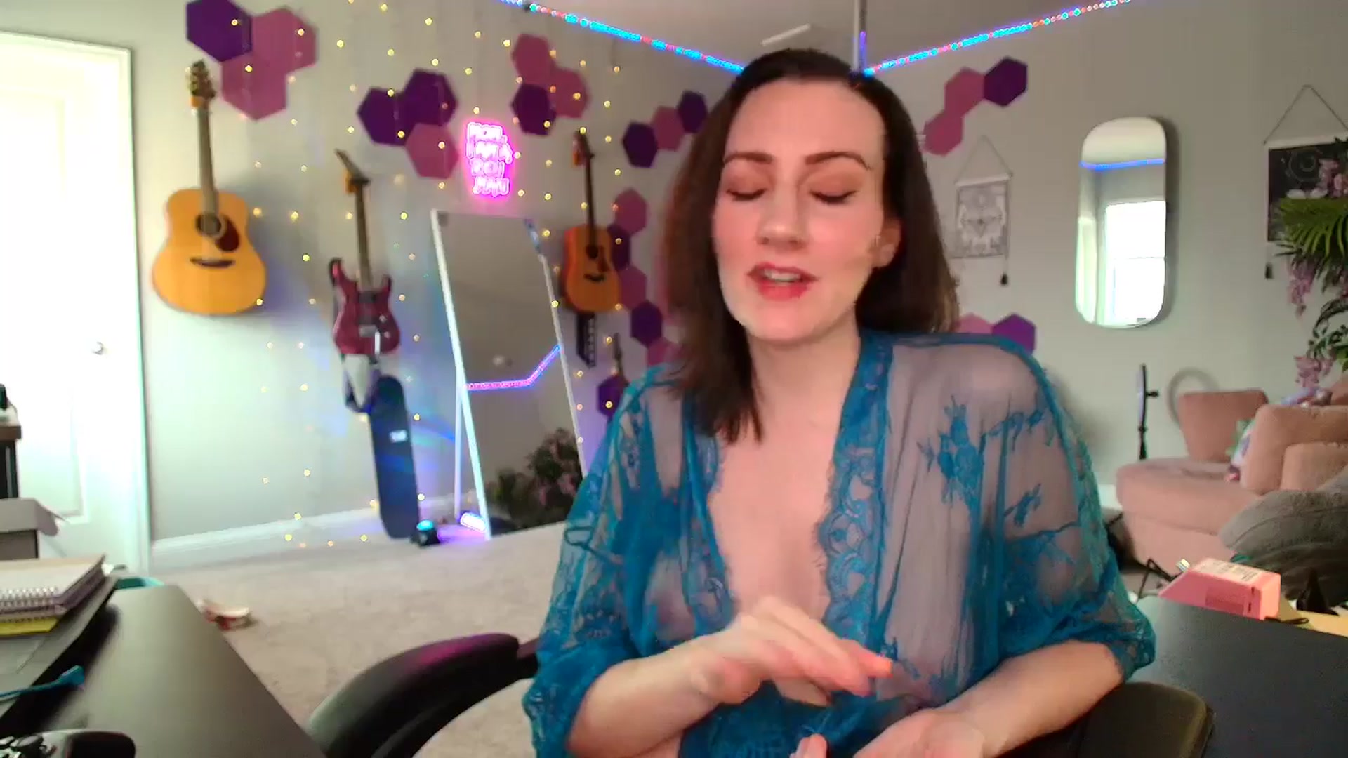 Gallery image thumbnail from MeredithBae's myfreecams stream on, 08/28/2025, 21:47 image 13 of 20