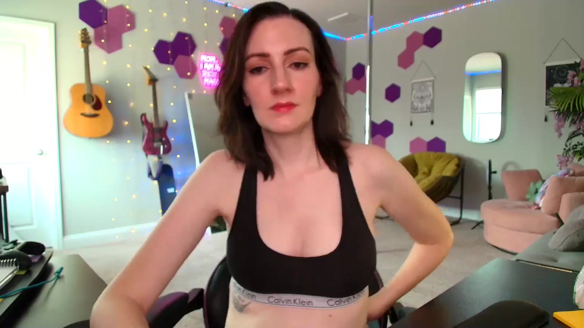 Gallery image thumbnail from MeredithBae's myfreecams stream on, 09/01/2025, 21:09 image 6 of 20