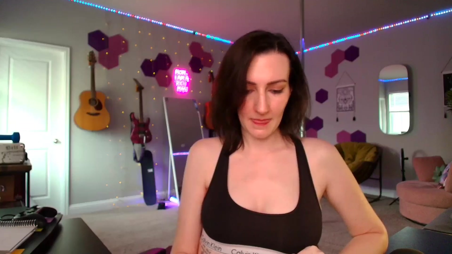 Gallery image thumbnail from MeredithBae's myfreecams stream on, 09/01/2025, 22:40 image 2 of 20