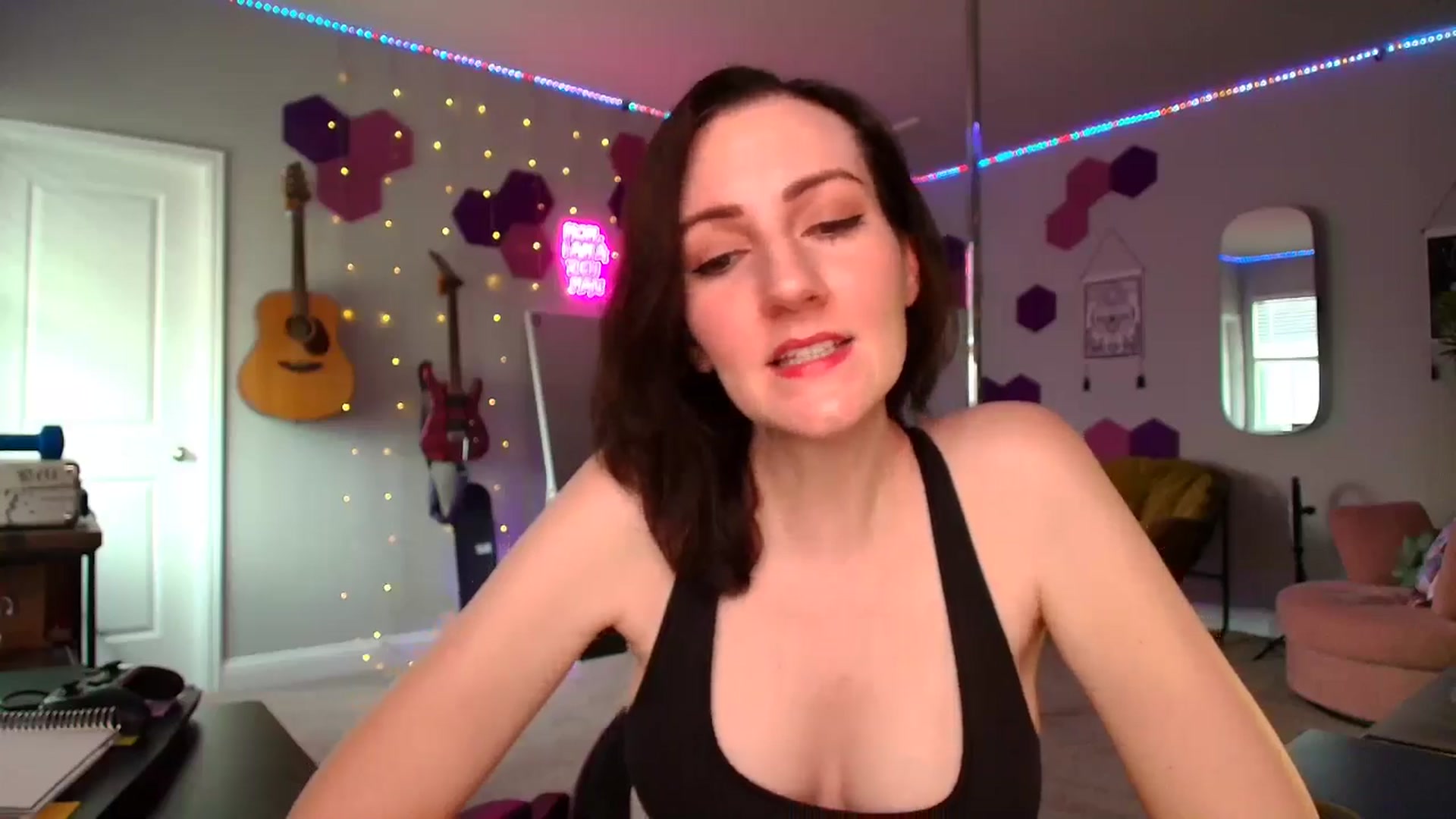 Gallery image thumbnail from MeredithBae's myfreecams stream on, 09/01/2025, 22:40 image 3 of 20