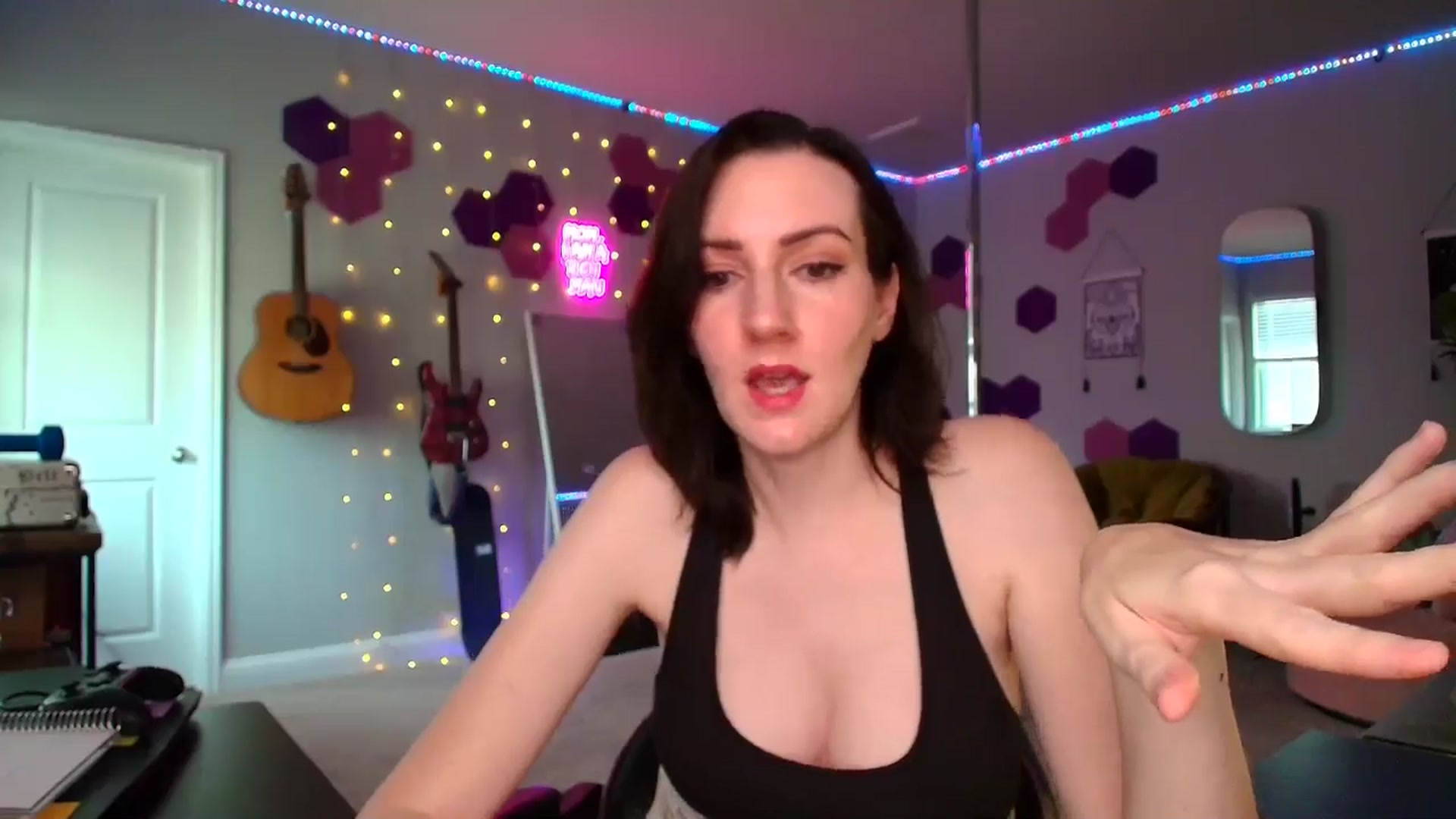 Gallery image thumbnail from MeredithBae's myfreecams stream on, 09/01/2025, 22:40 image 11 of 20