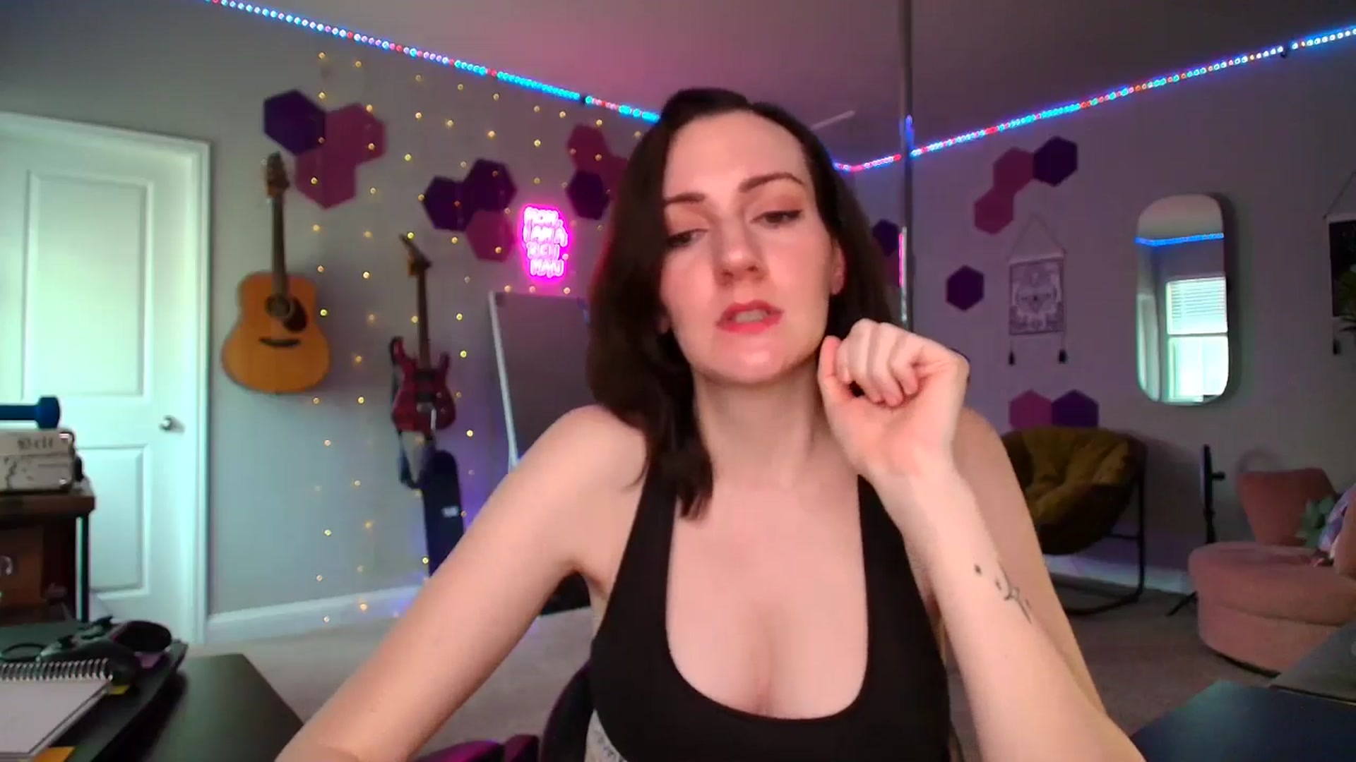 Gallery image thumbnail from MeredithBae's myfreecams stream on, 09/01/2025, 22:40 image 19 of 20