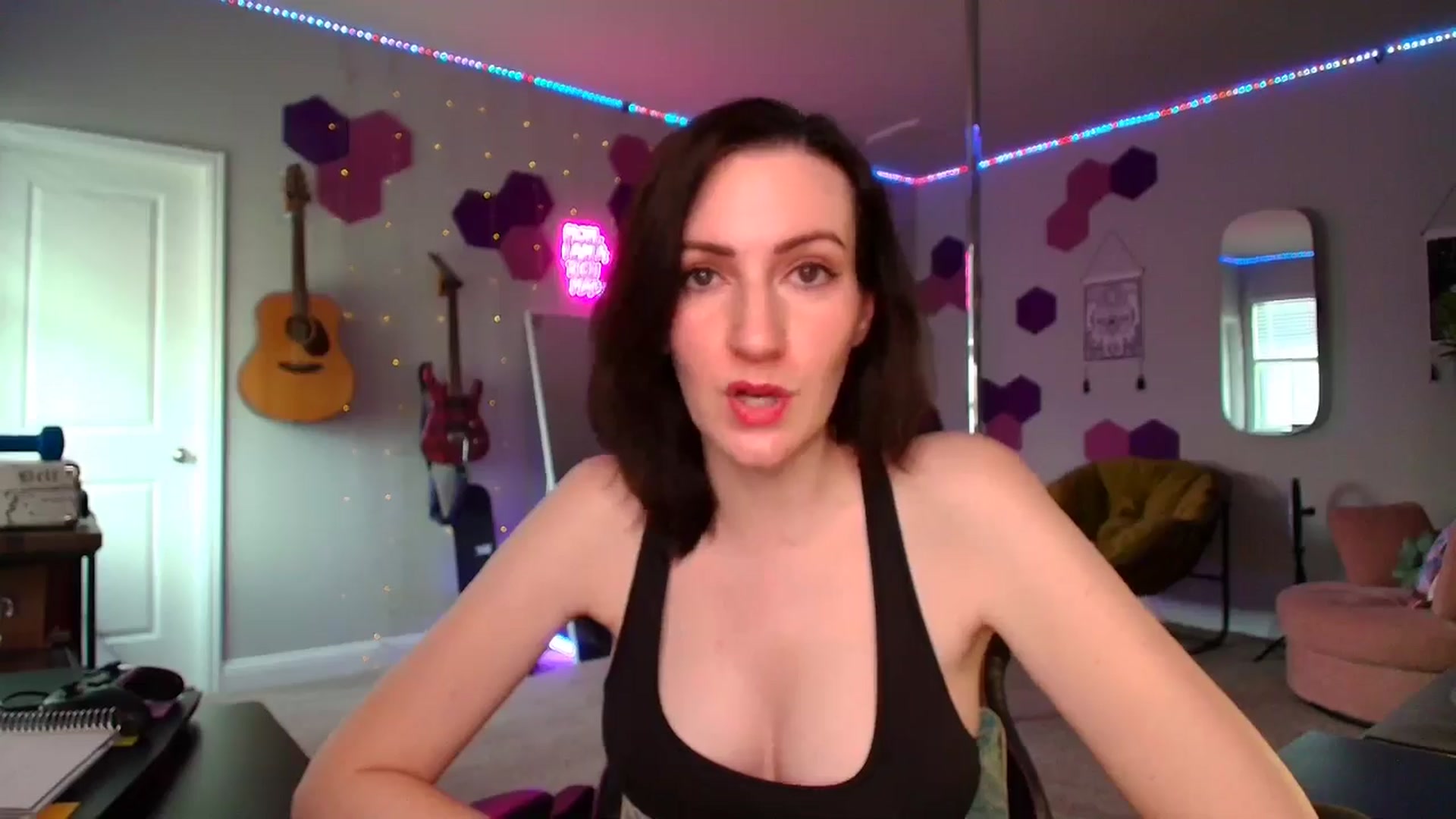 Gallery image thumbnail from MeredithBae's myfreecams stream on, 09/01/2025, 22:40 image 5 of 20