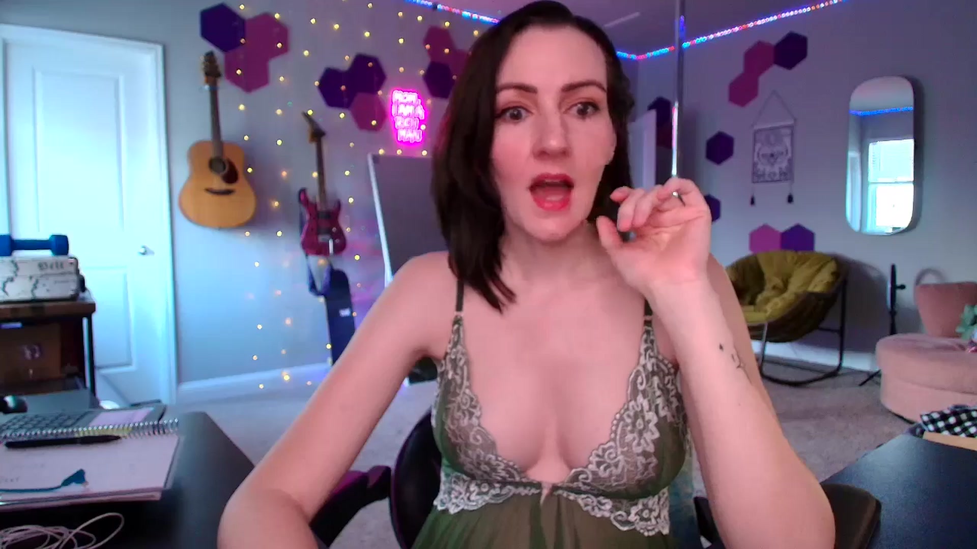Gallery image thumbnail from MeredithBae's myfreecams stream on, 09/02/2025, 21:51 image 5 of 20