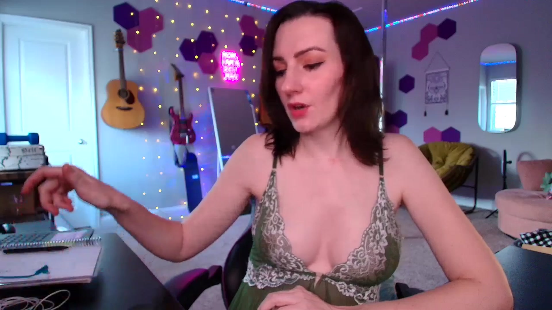 Gallery image thumbnail from MeredithBae's myfreecams stream on, 09/02/2025, 21:51 image 6 of 20