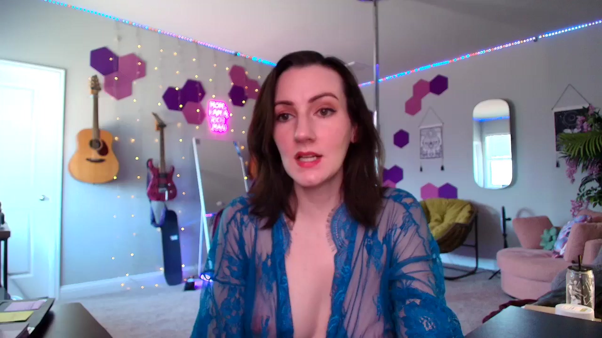 Gallery image thumbnail from MeredithBae's myfreecams stream on, 09/04/2025, 20:11 image 1 of 20