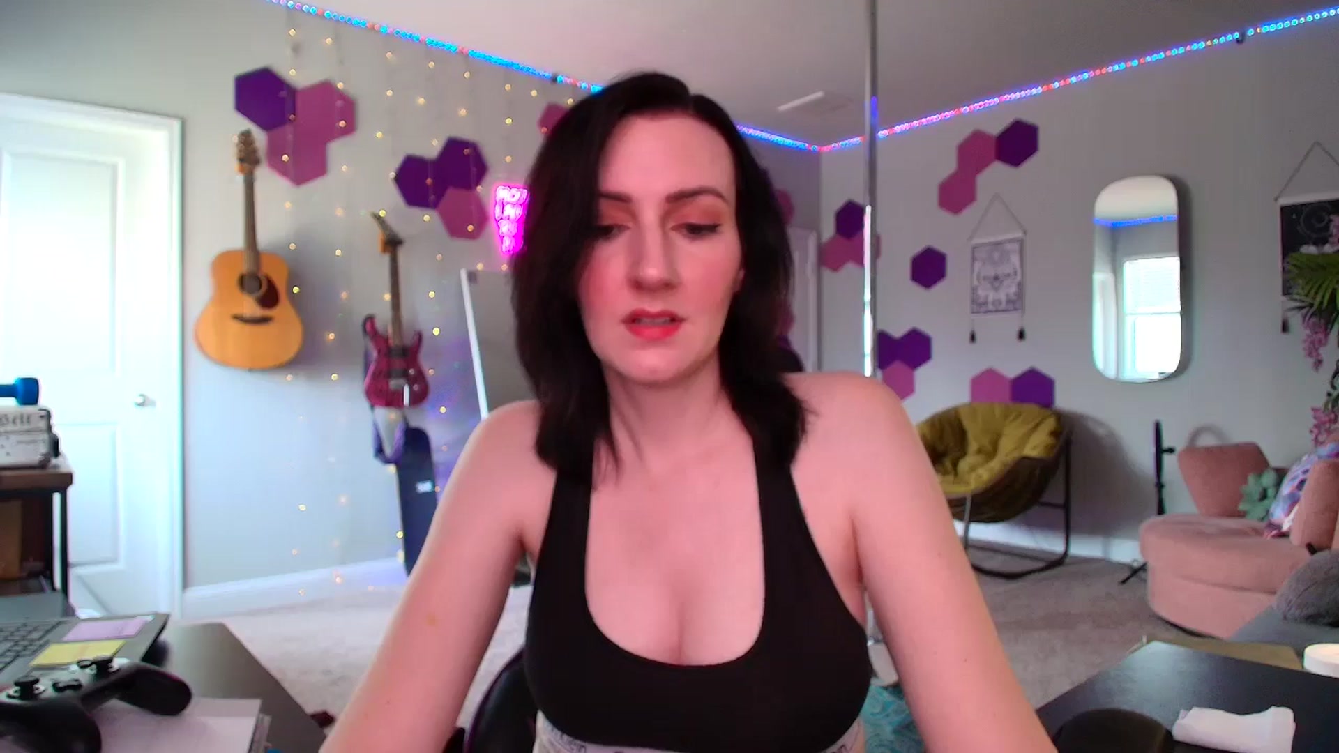 Gallery image thumbnail from MeredithBae's myfreecams stream on, 09/05/2025, 20:53 image 16 of 20