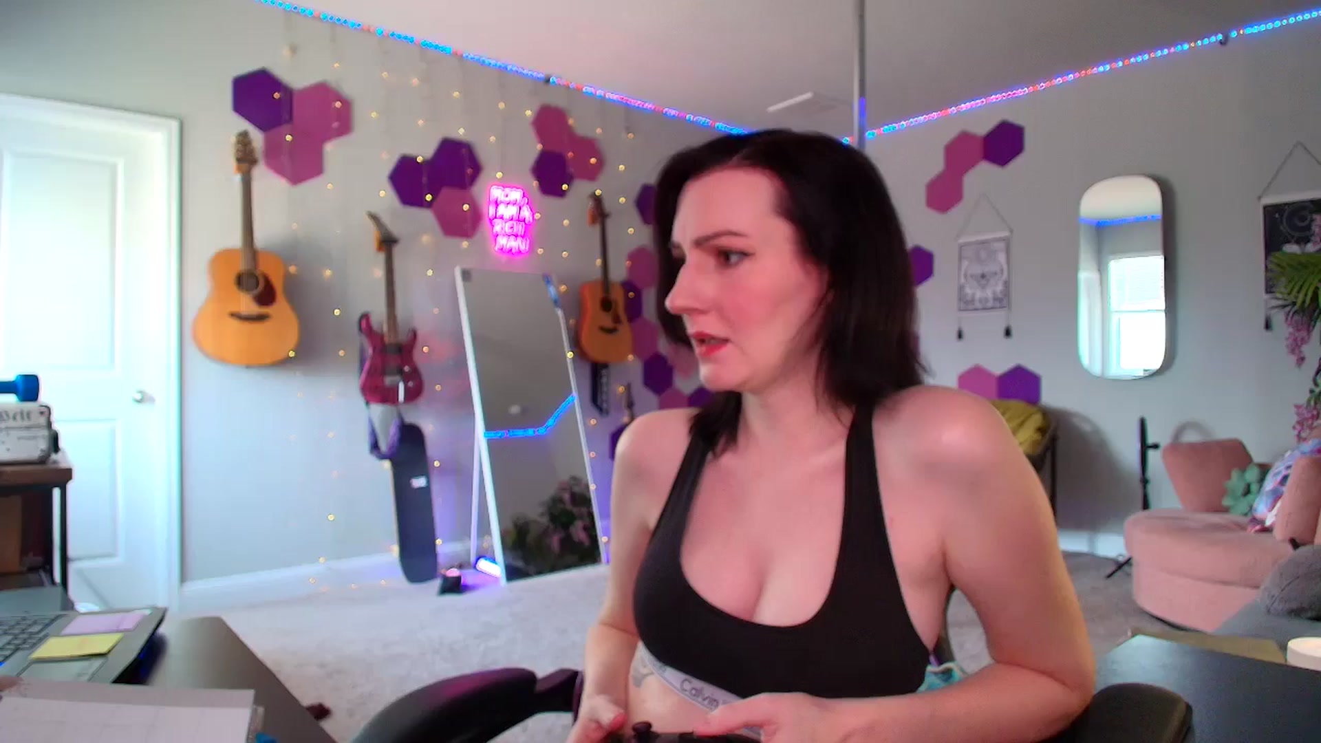 Gallery image thumbnail from MeredithBae's myfreecams stream on, 09/05/2025, 20:53 image 9 of 20