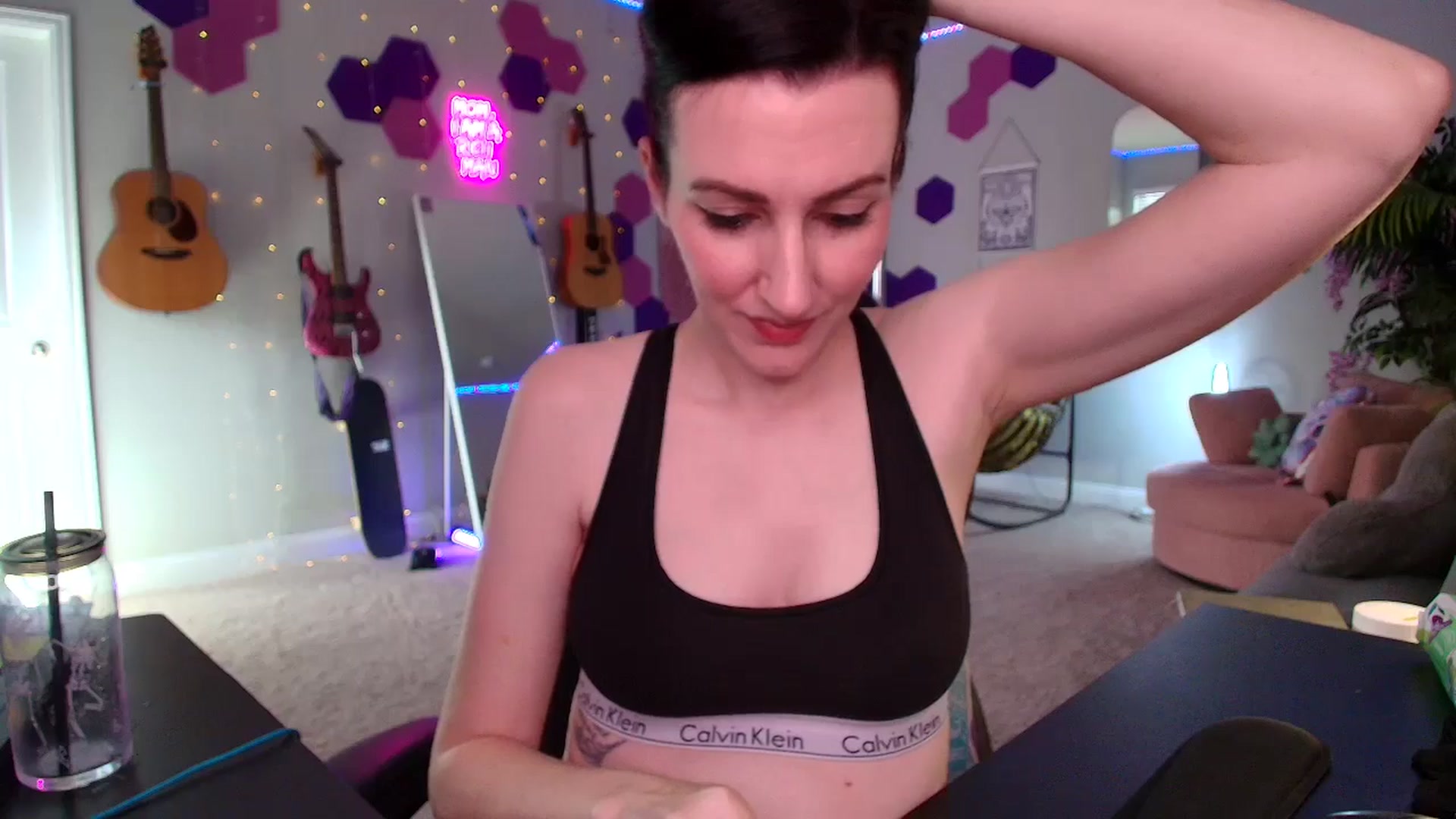 Gallery image thumbnail from MeredithBae's myfreecams stream on, 09/07/2025, 23:04 image 18 of 20
