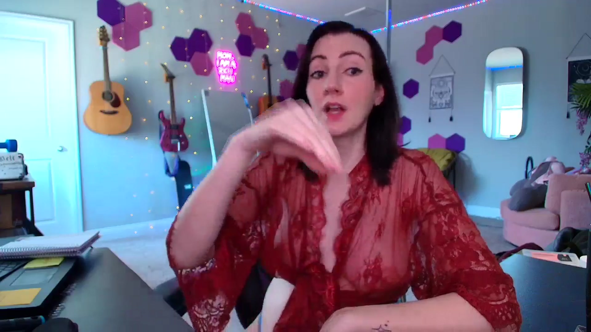 Gallery image thumbnail from MeredithBae's myfreecams stream on, 09/09/2025, 20:00 image 12 of 20