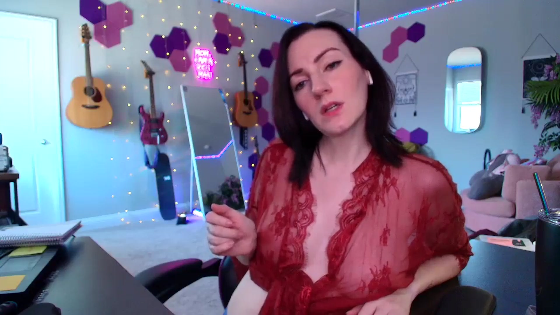 Gallery image thumbnail from MeredithBae's myfreecams stream on, 09/09/2025, 20:00 image 15 of 20
