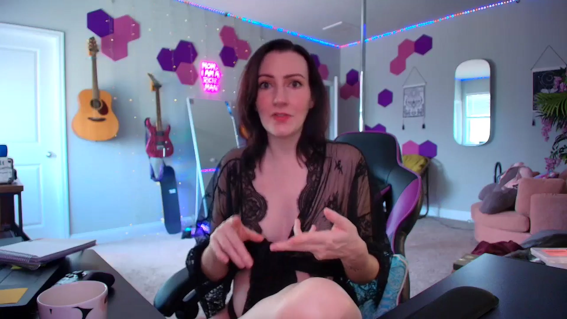 Gallery image thumbnail from MeredithBae's myfreecams stream on, 09/11/2025, 20:39 image 4 of 20
