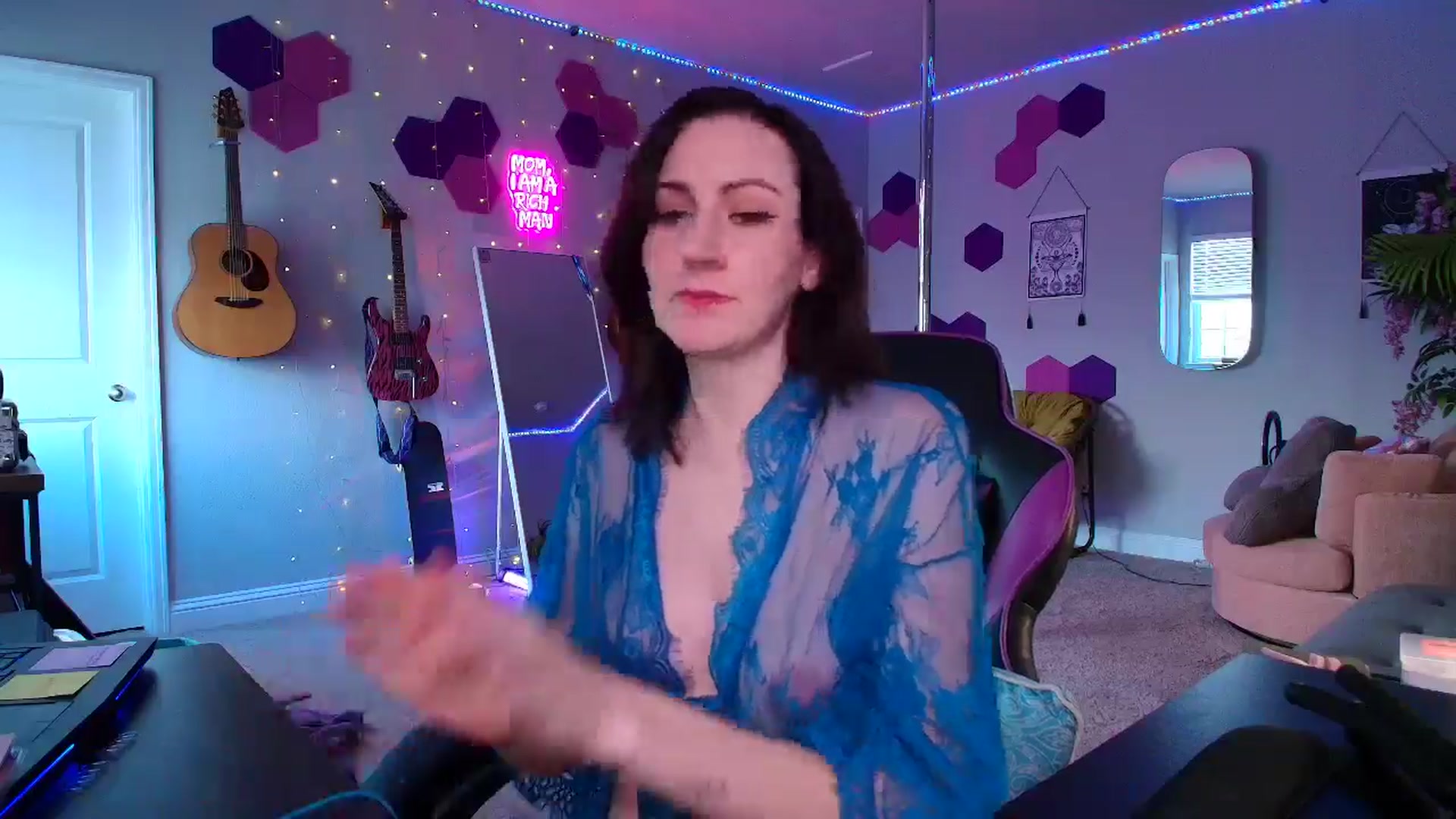 Gallery image thumbnail from MeredithBae's myfreecams stream on, 09/14/2025, 23:00 image 5 of 20