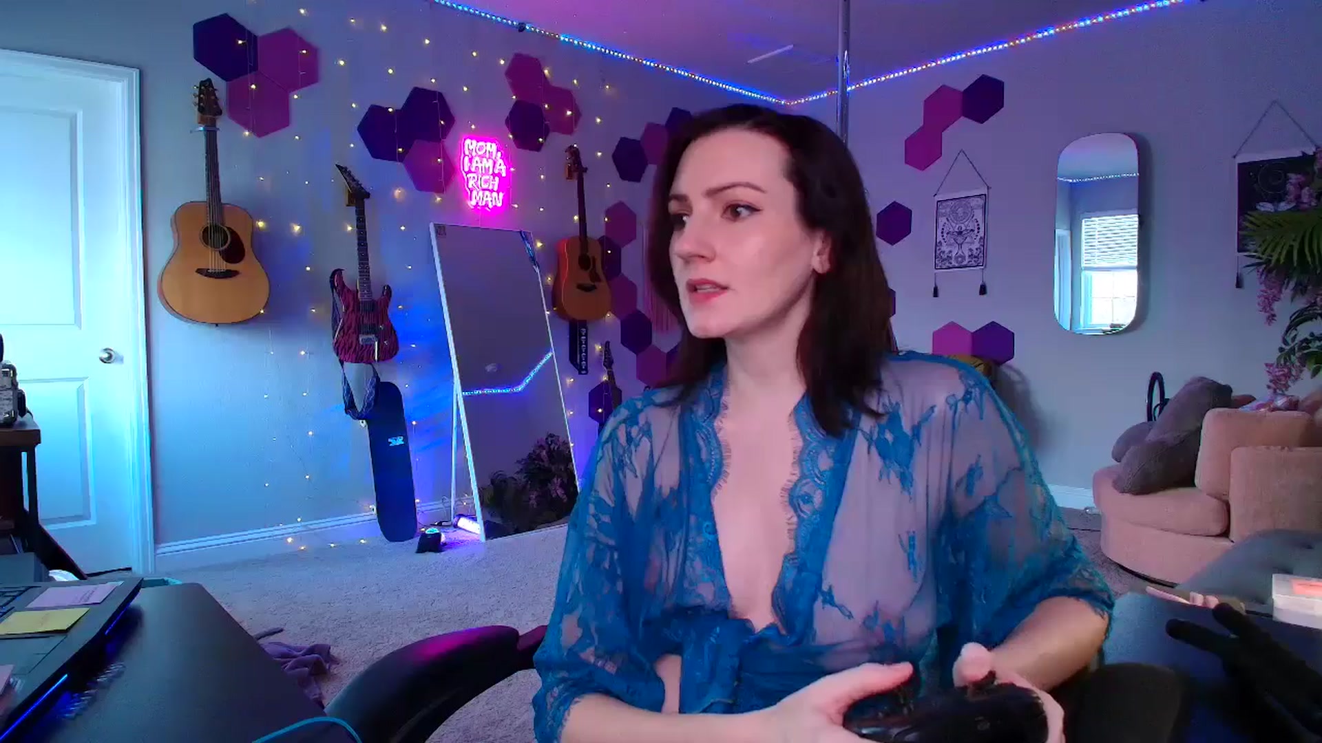 Gallery image thumbnail from MeredithBae's myfreecams stream on, 09/14/2025, 23:00 image 8 of 20