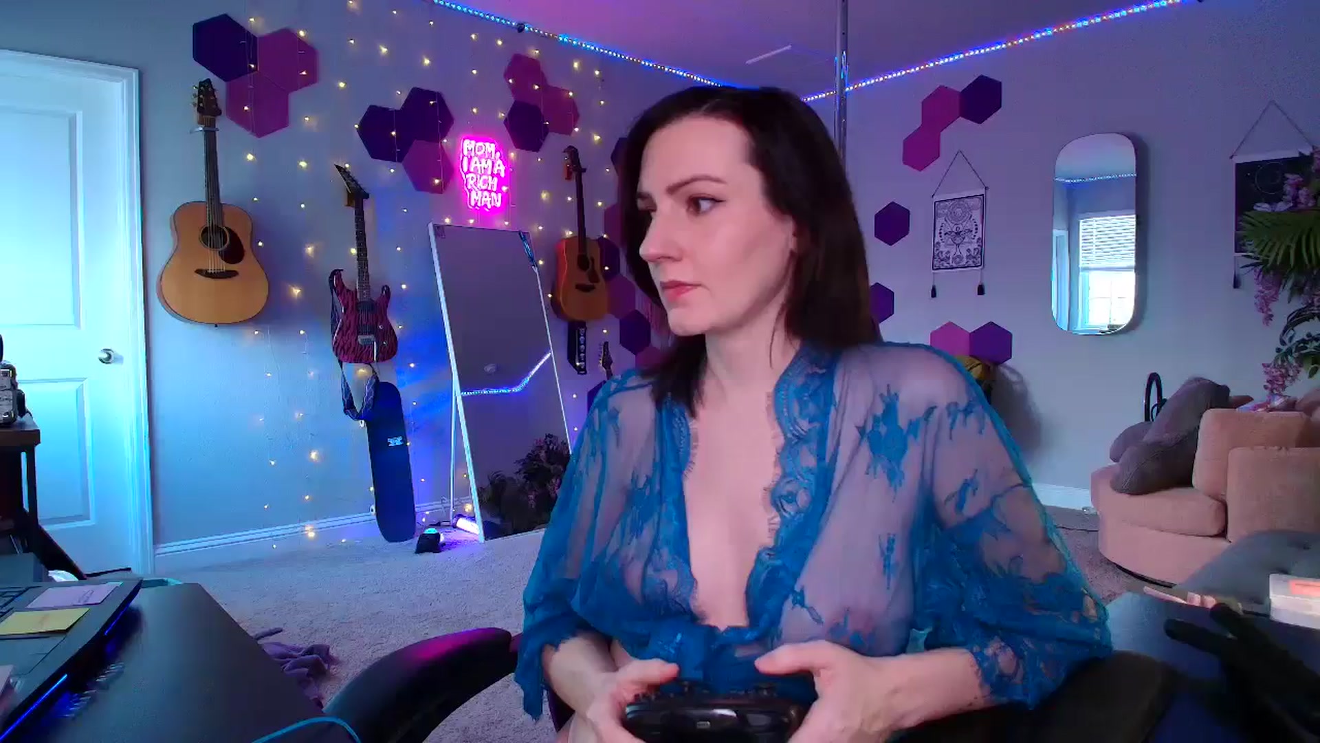 Gallery image thumbnail from MeredithBae's myfreecams stream on, 09/14/2025, 23:00 image 4 of 20