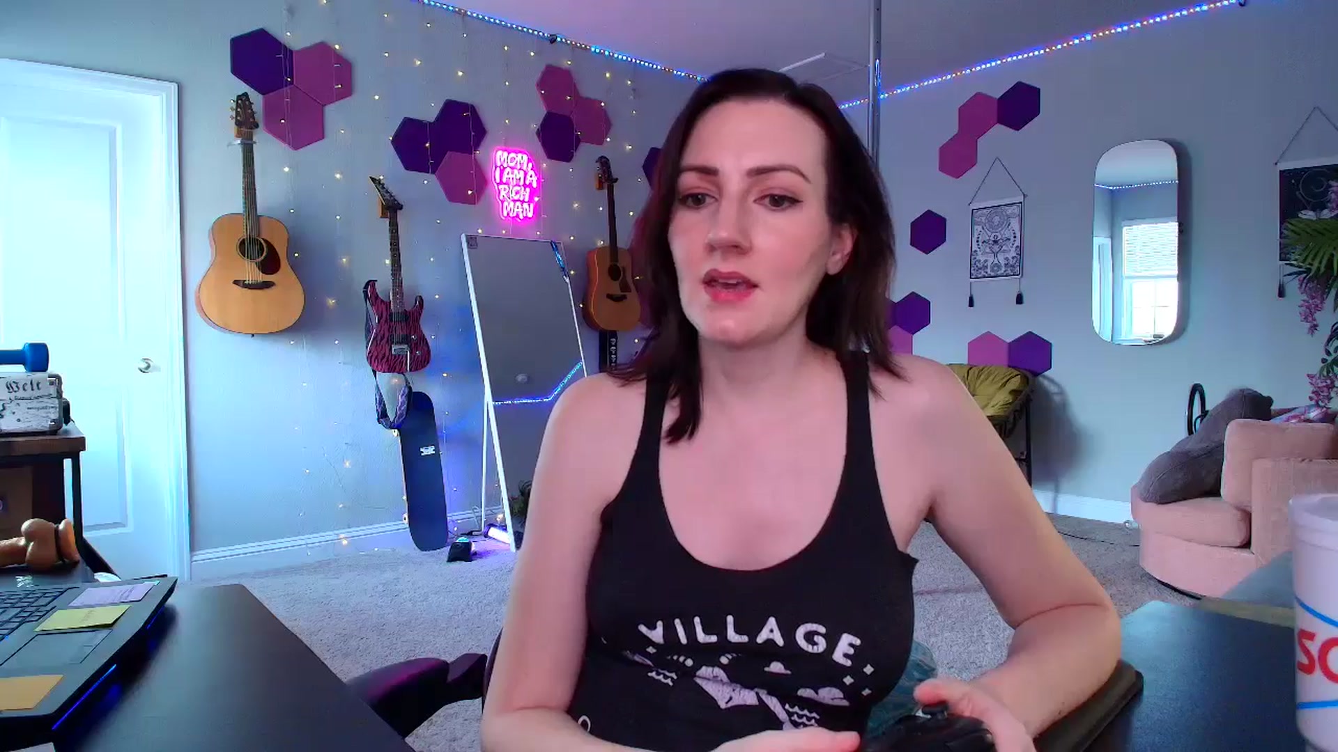 Gallery image thumbnail from MeredithBae's myfreecams stream on, 09/20/2025, 21:26 image 17 of 20