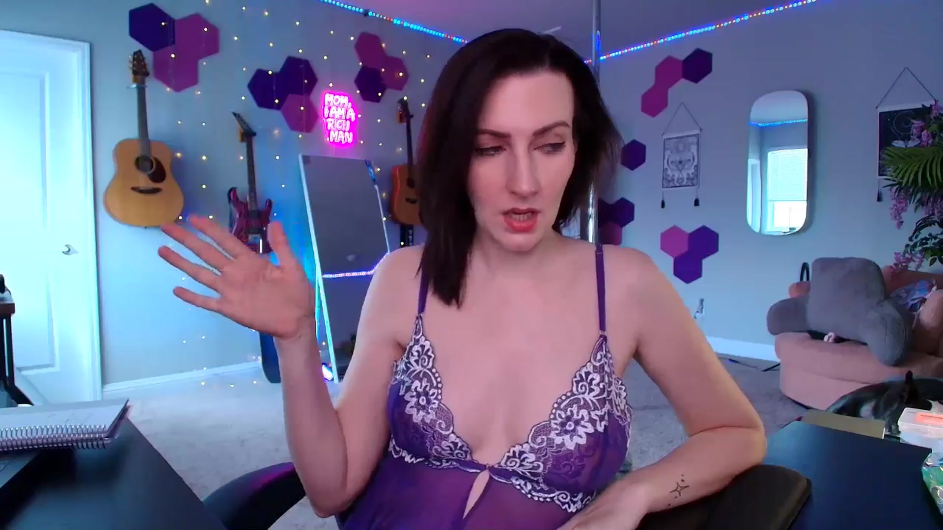 Gallery image thumbnail from MeredithBae's myfreecams stream on, 09/26/2025, 20:36 image 14 of 20