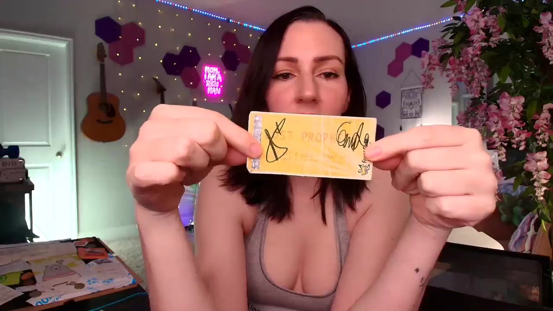Gallery image thumbnail from MeredithBae's myfreecams stream on, 03/31/2026, 01:49 image 18 of 20