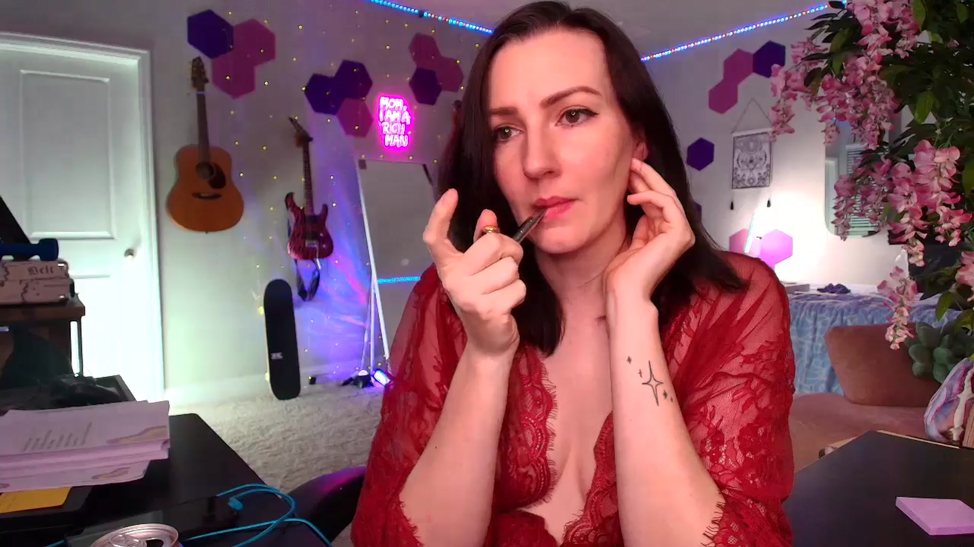 Gallery image thumbnail from MeredithBae's myfreecams stream on, 04/01/2026, 01:50 image 6 of 20