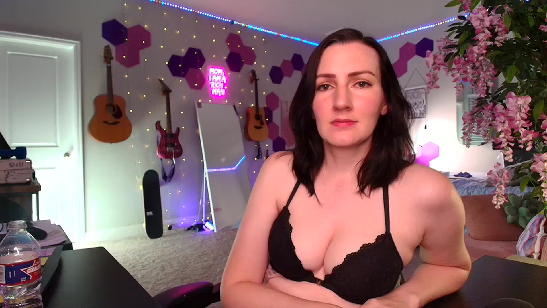 Gallery image thumbnail from MeredithBae's myfreecams stream on, 04/03/2026, 02:20 image 16 of 20