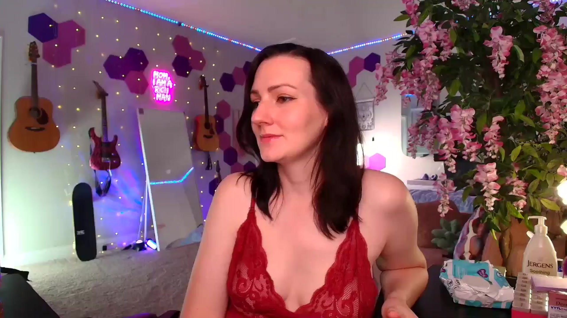 Gallery image thumbnail from MeredithBae's myfreecams stream on, 04/17/2026, 03:13 image 4 of 20