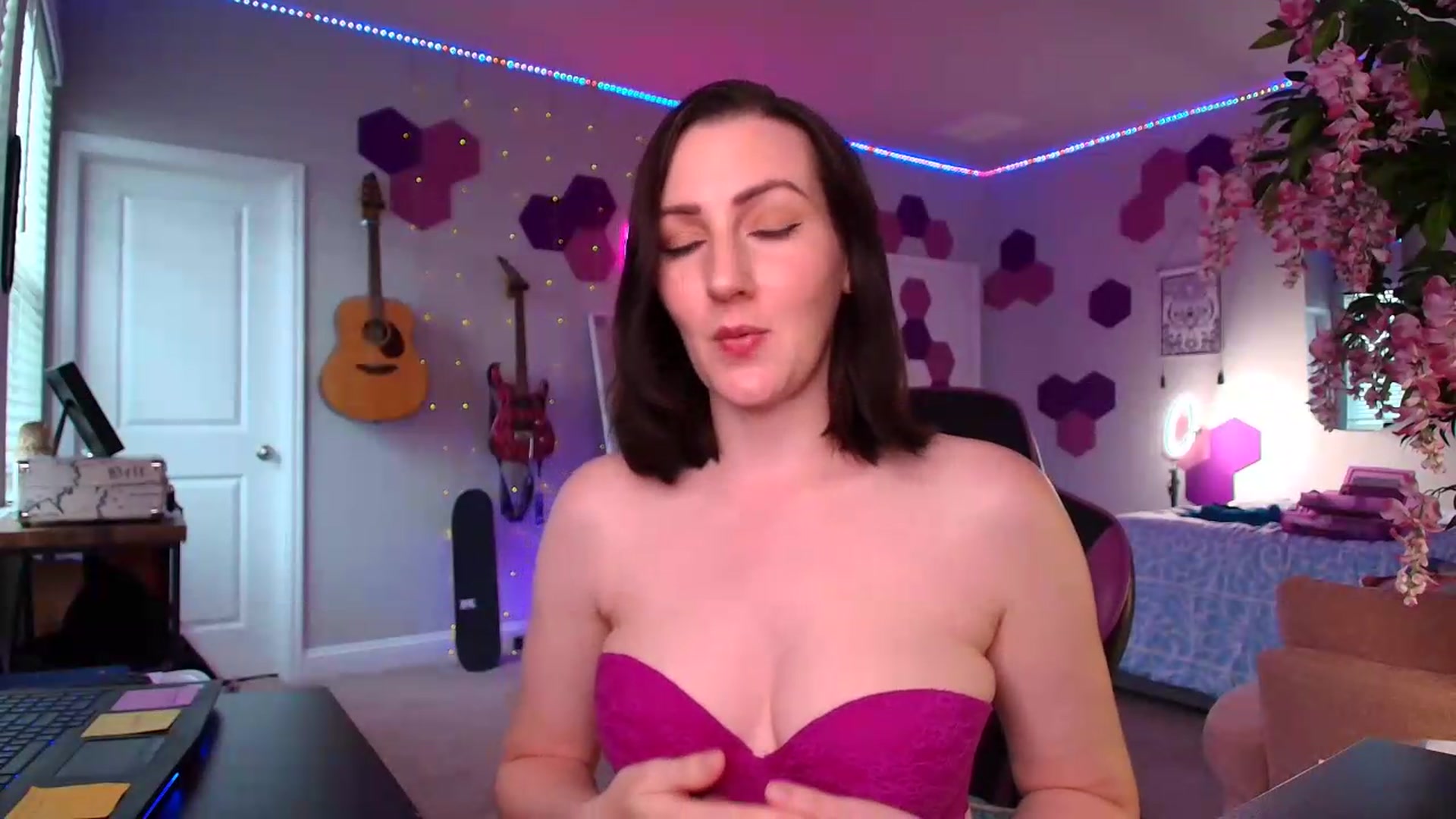 Gallery image thumbnail from MeredithBae's myfreecams stream on, 06/03/2026, 22:01 image 5 of 20