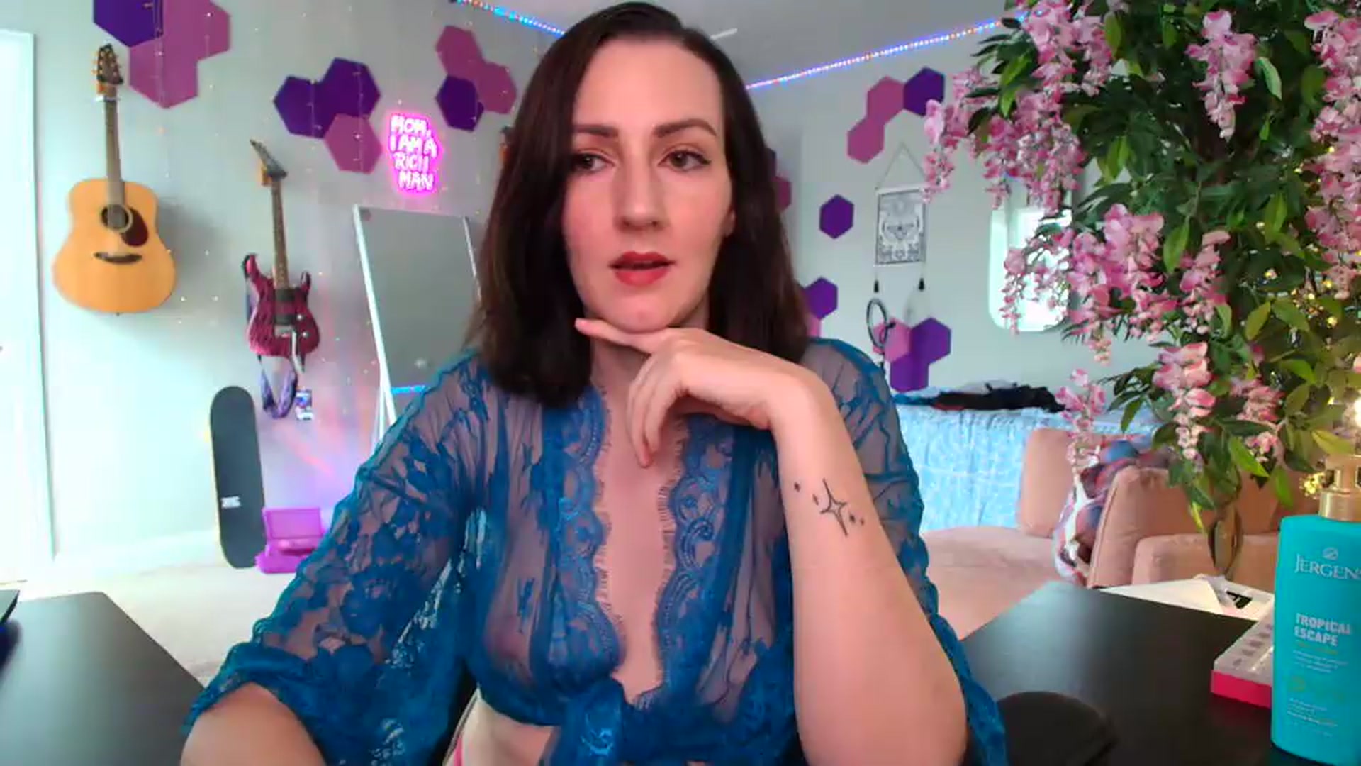 Gallery image thumbnail from MeredithBae's myfreecams stream on, 06/15/2026, 20:49 image 7 of 20