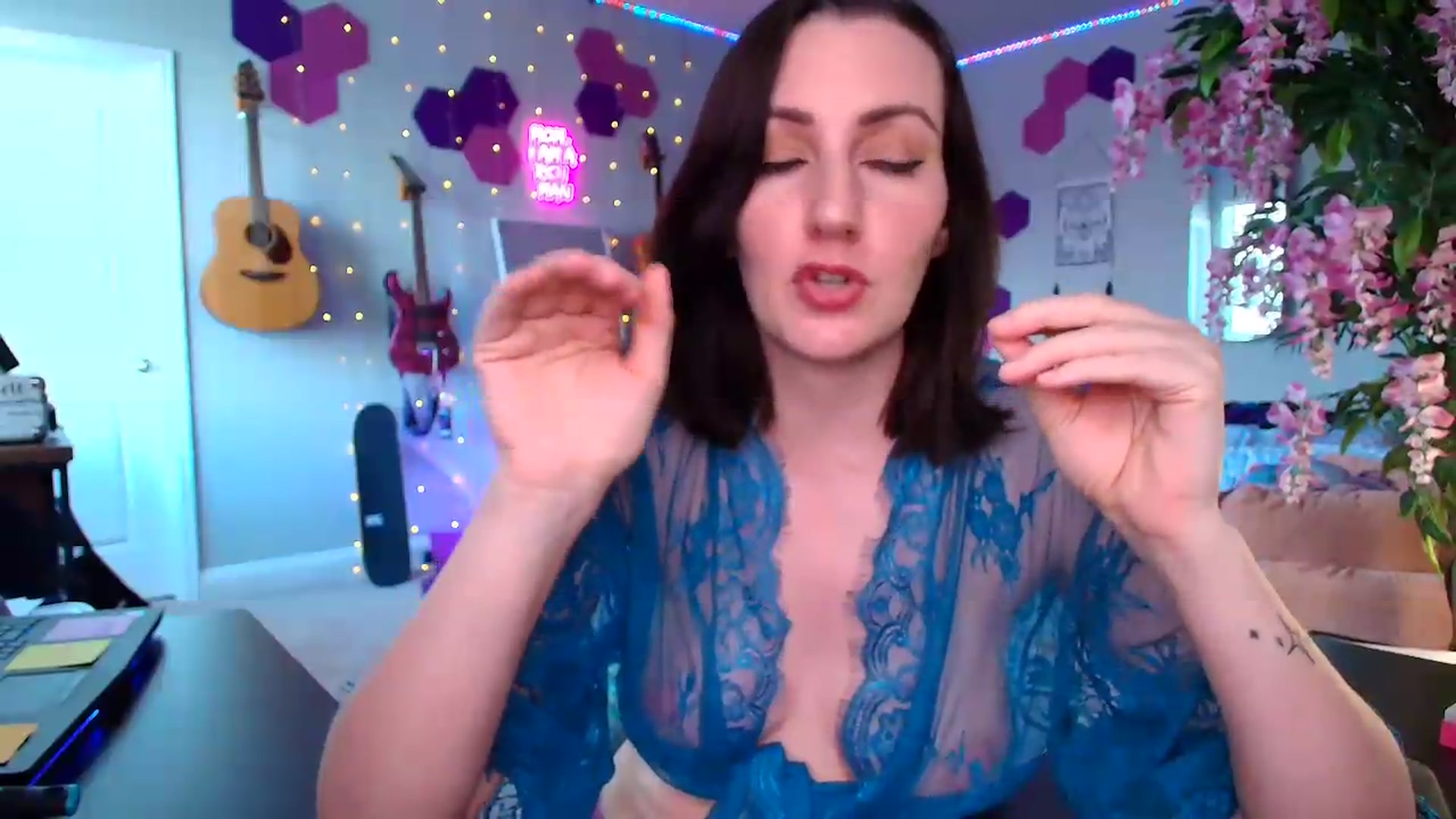 Gallery image thumbnail from MeredithBae's myfreecams stream on, 06/23/2026, 22:31 image 5 of 20