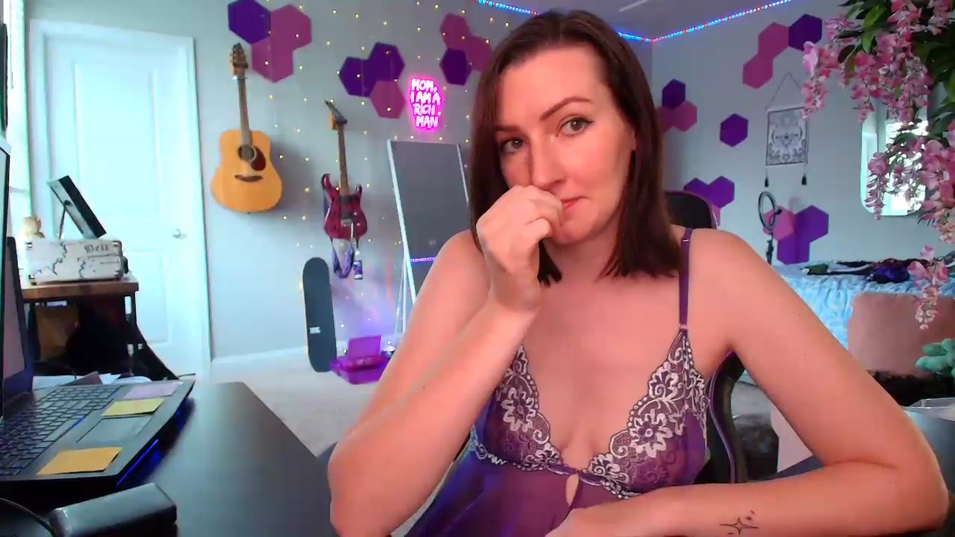 Gallery image thumbnail from MeredithBae's myfreecams stream on, 07/07/2026, 18:20 image 13 of 20