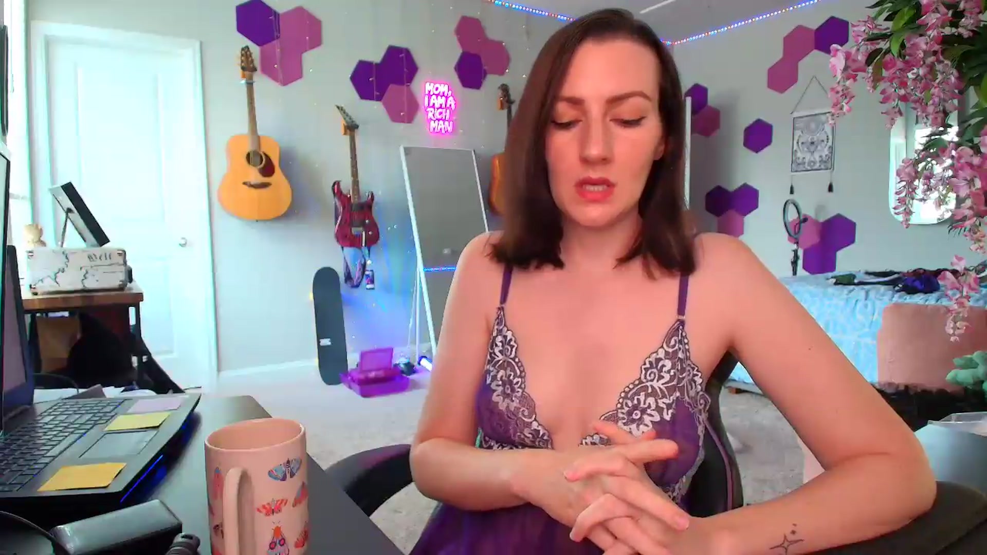 Gallery image thumbnail from MeredithBae's myfreecams stream on, 07/07/2026, 18:20 image 2 of 20