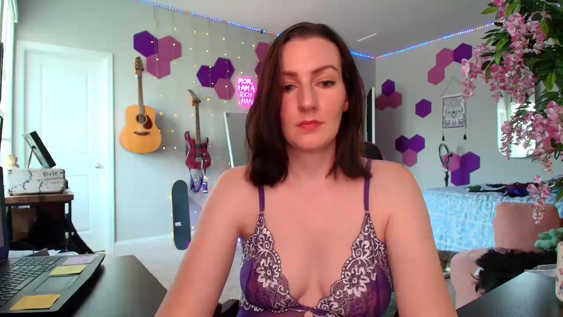 Gallery image thumbnail from MeredithBae's myfreecams stream on, 07/07/2026, 18:41 image 15 of 20