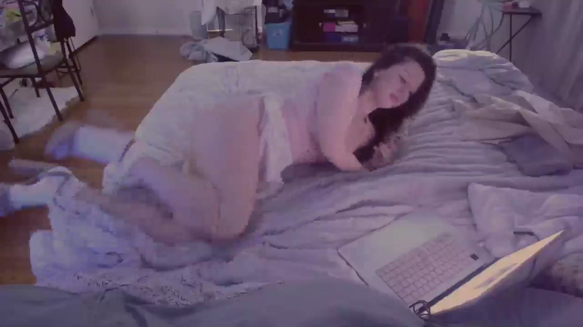 Gallery image thumbnail from MeredithBlake's myfreecams stream on, 07/17/2024, 07:18 image 15 of 20