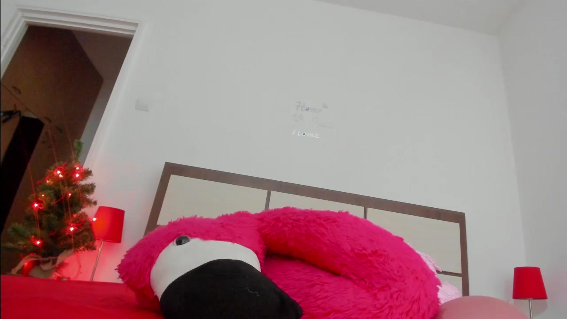 Gallery image thumbnail from Meriemm's myfreecams stream on, 12/07/2023, 16:51 image 19 of 20
