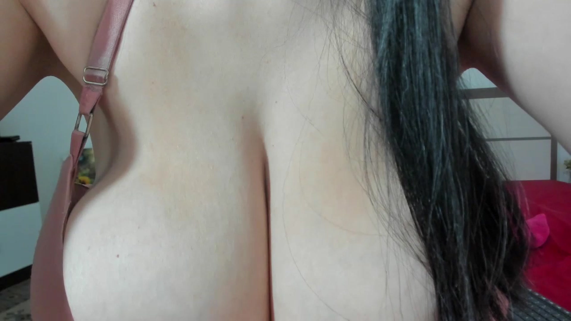 Gallery image thumbnail from Meriemm's myfreecams stream on, 01/19/2024, 14:07 image 19 of 20
