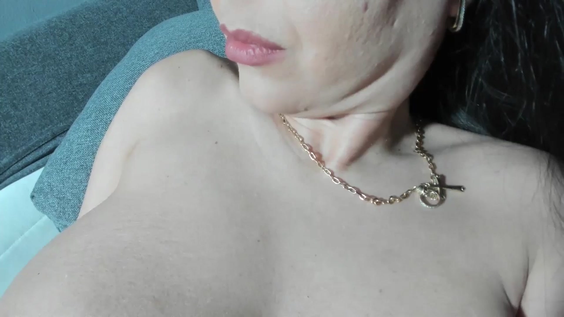 Gallery image thumbnail from Meriemm's myfreecams stream on, 12/24/2024, 15:55 image 7 of 20