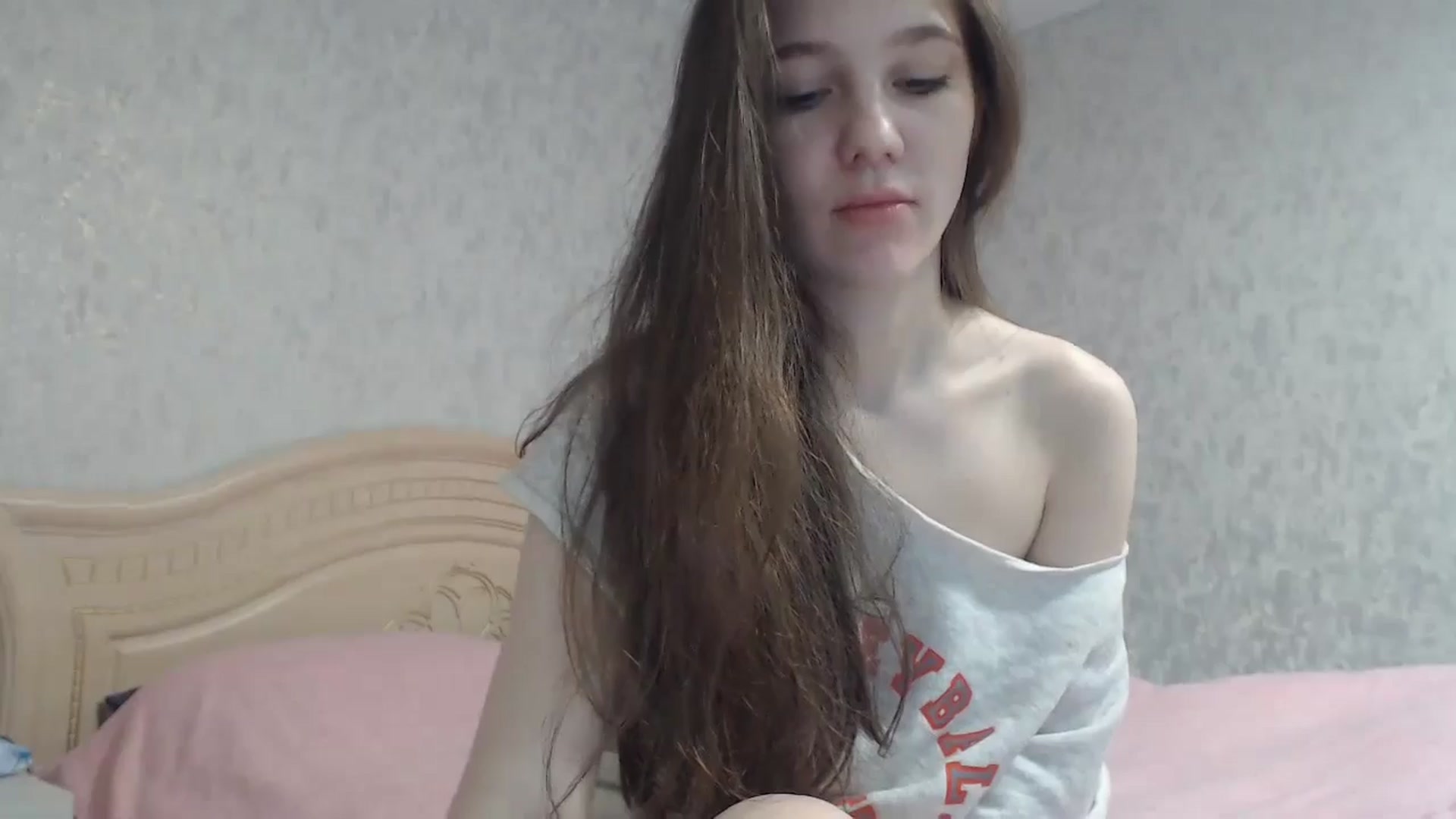 Gallery image thumbnail from Merlin's myfreecams stream on, 05/02/2024, 11:34 image 19 of 20