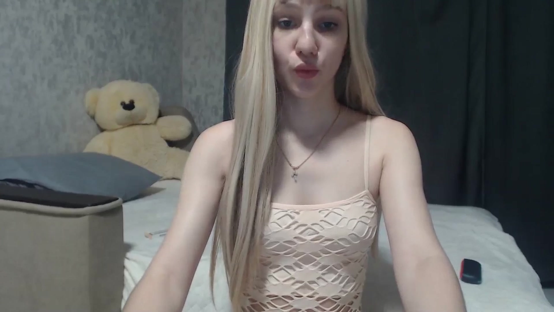 Gallery image thumbnail from Merlin's myfreecams stream on, 06/04/2024, 24:26 image 15 of 20