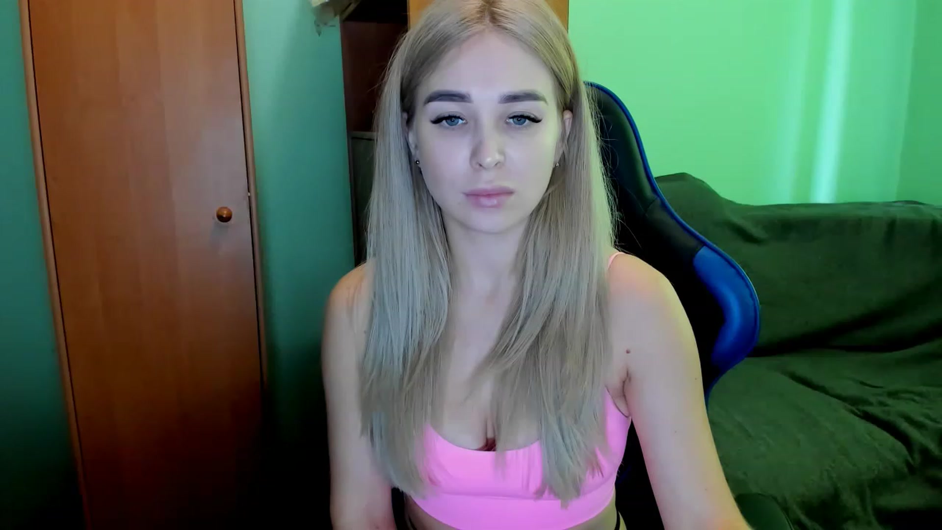 Gallery image thumbnail from MerlinStoun's myfreecams stream on, 01/01/2023, 12:52 image 12 of 20