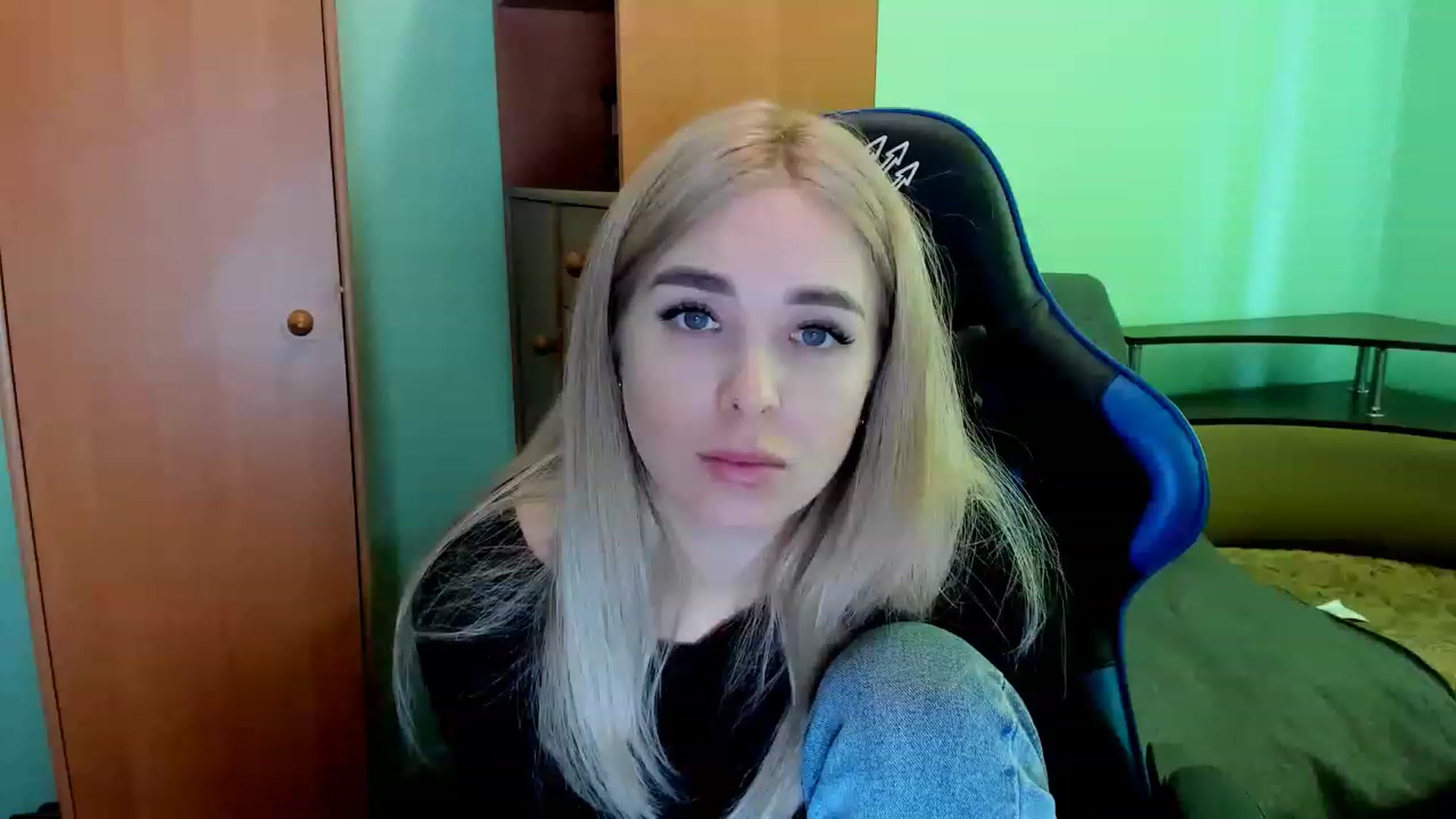 Gallery image thumbnail from MerlinStoun's myfreecams stream on, 01/02/2023, 10:46 image 12 of 20