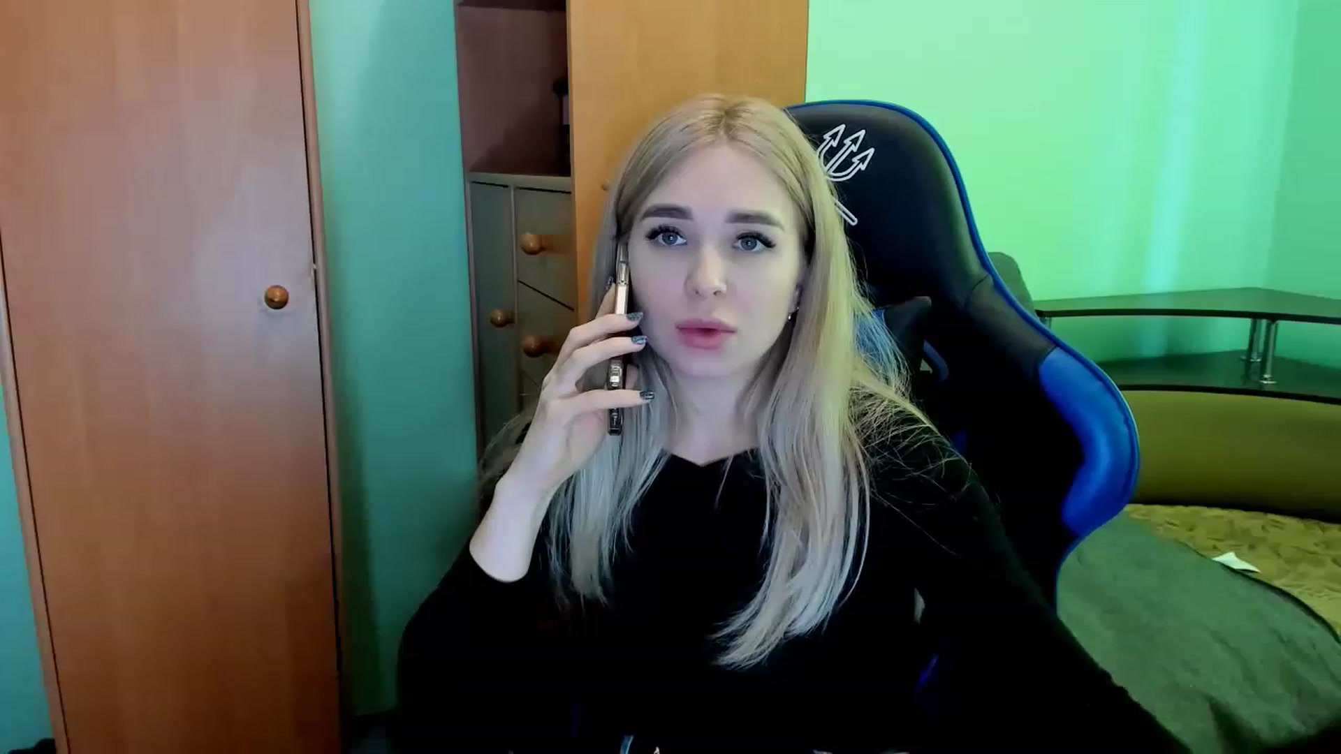 Gallery image thumbnail from MerlinStoun's myfreecams stream on, 01/02/2023, 10:46 image 1 of 20