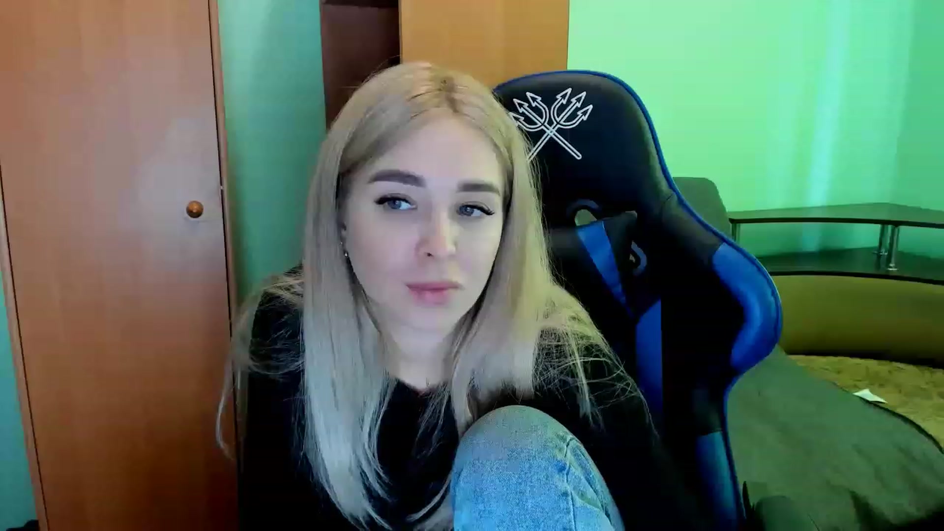 Gallery image thumbnail from MerlinStoun's myfreecams stream on, 01/02/2023, 10:46 image 14 of 20